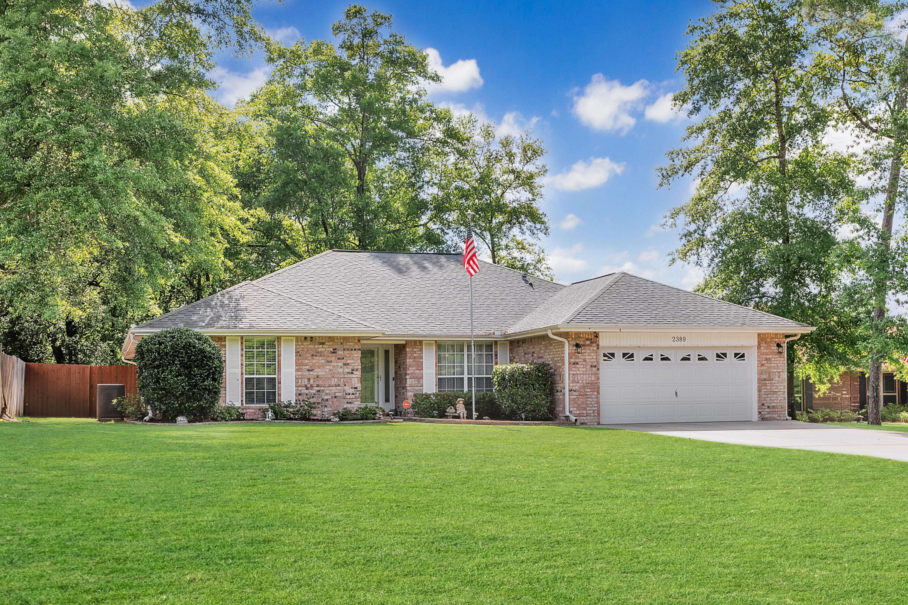 Crestview, FL 32536,2389 Genevieve Way