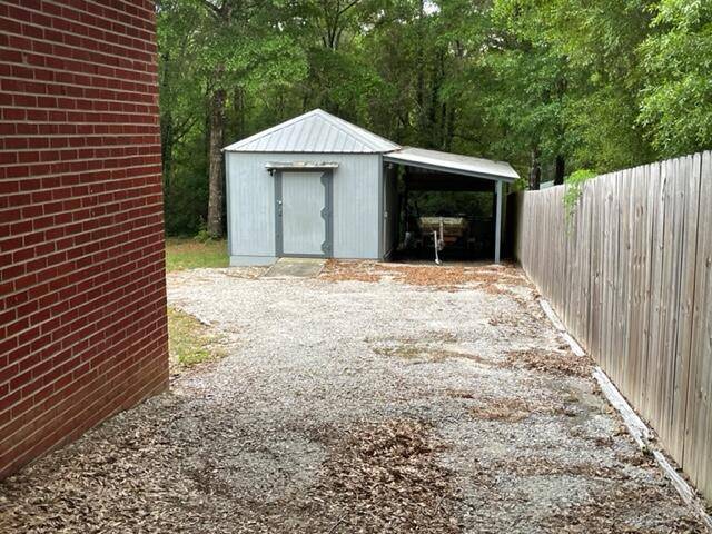 Crestview, FL 32536,104 Jeff Drive