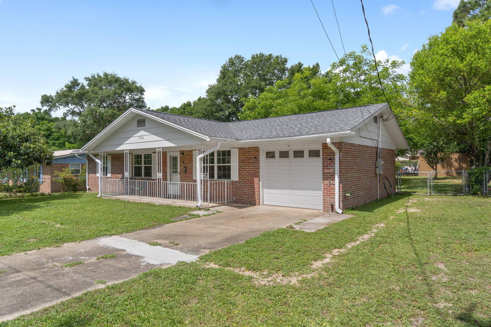 Crestview, FL 32539,104 Lea Place