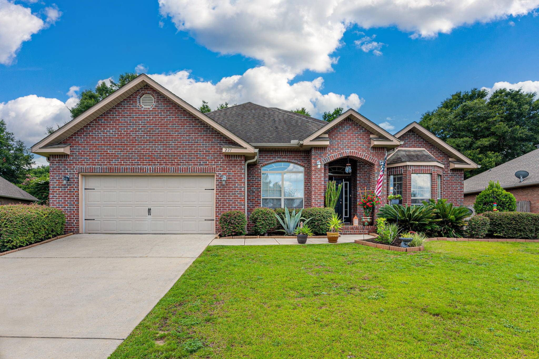 Crestview, FL 32536,221 Paradise Palm Circle