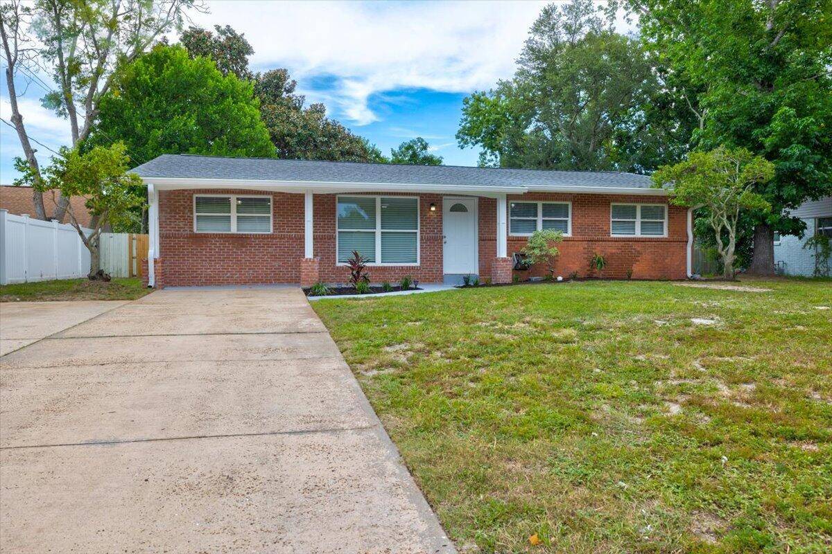 Mary Esther, FL 32569,17 Mary Esther Drive