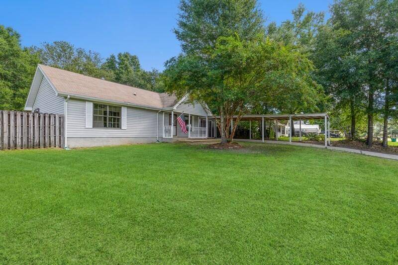 Crestview, FL 32539,223 W Pinoak Court