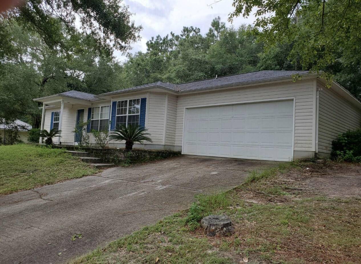 Crestview, FL 32536,326 Lakeview Drive