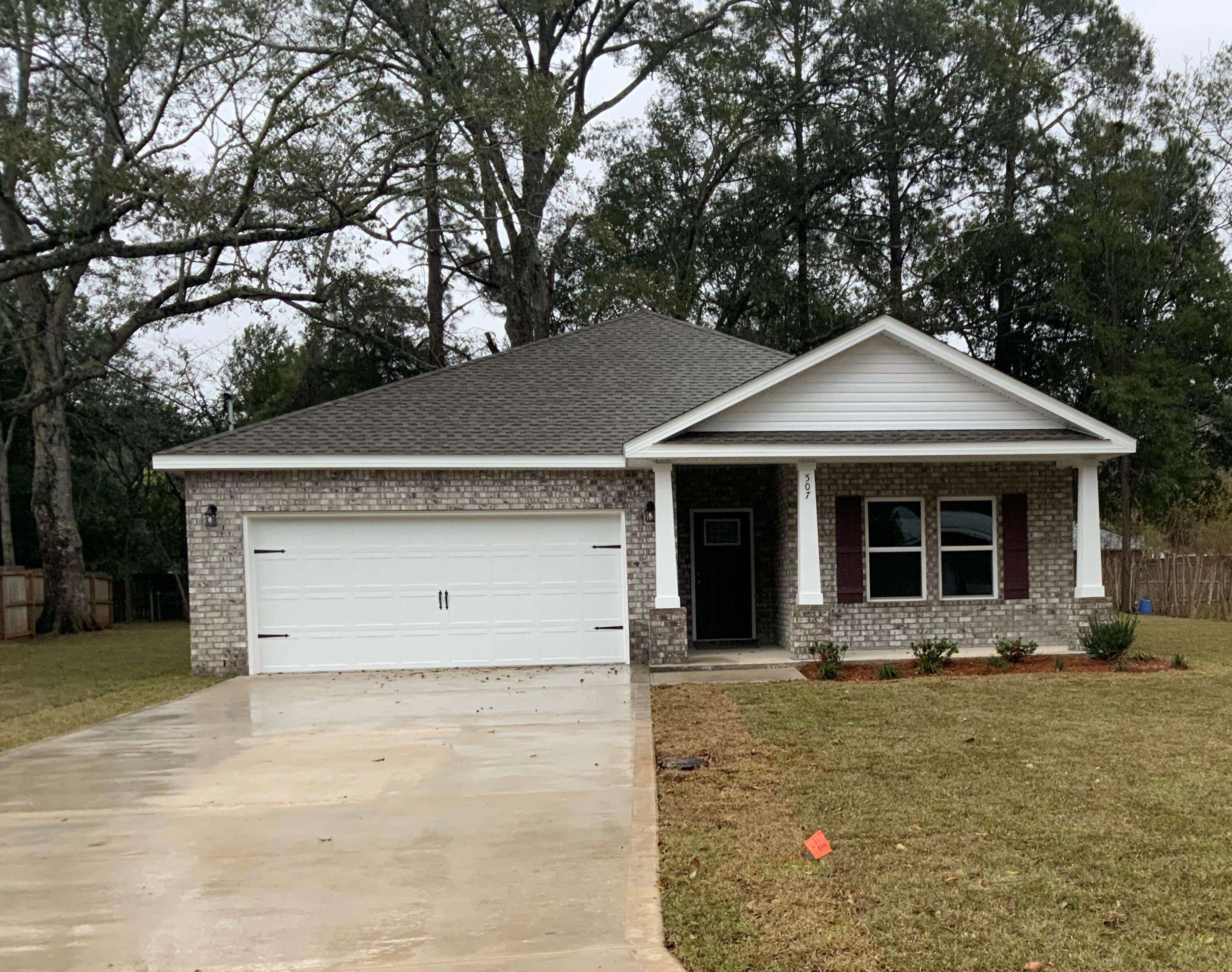 Crestview, FL 32536,507 Gil Ava Street