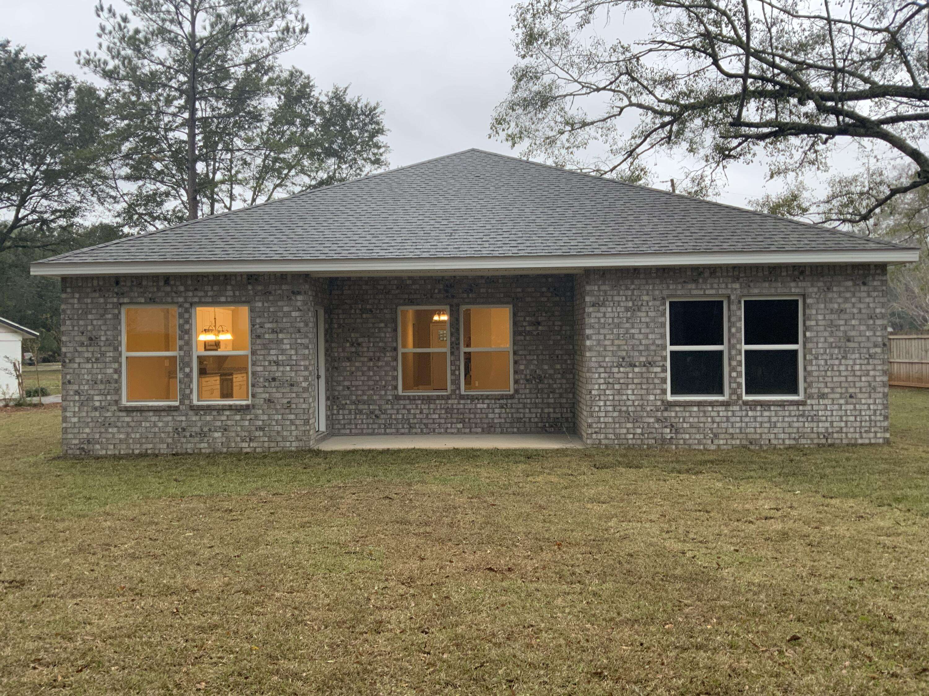 Crestview, FL 32536,507 Gil Ava Street