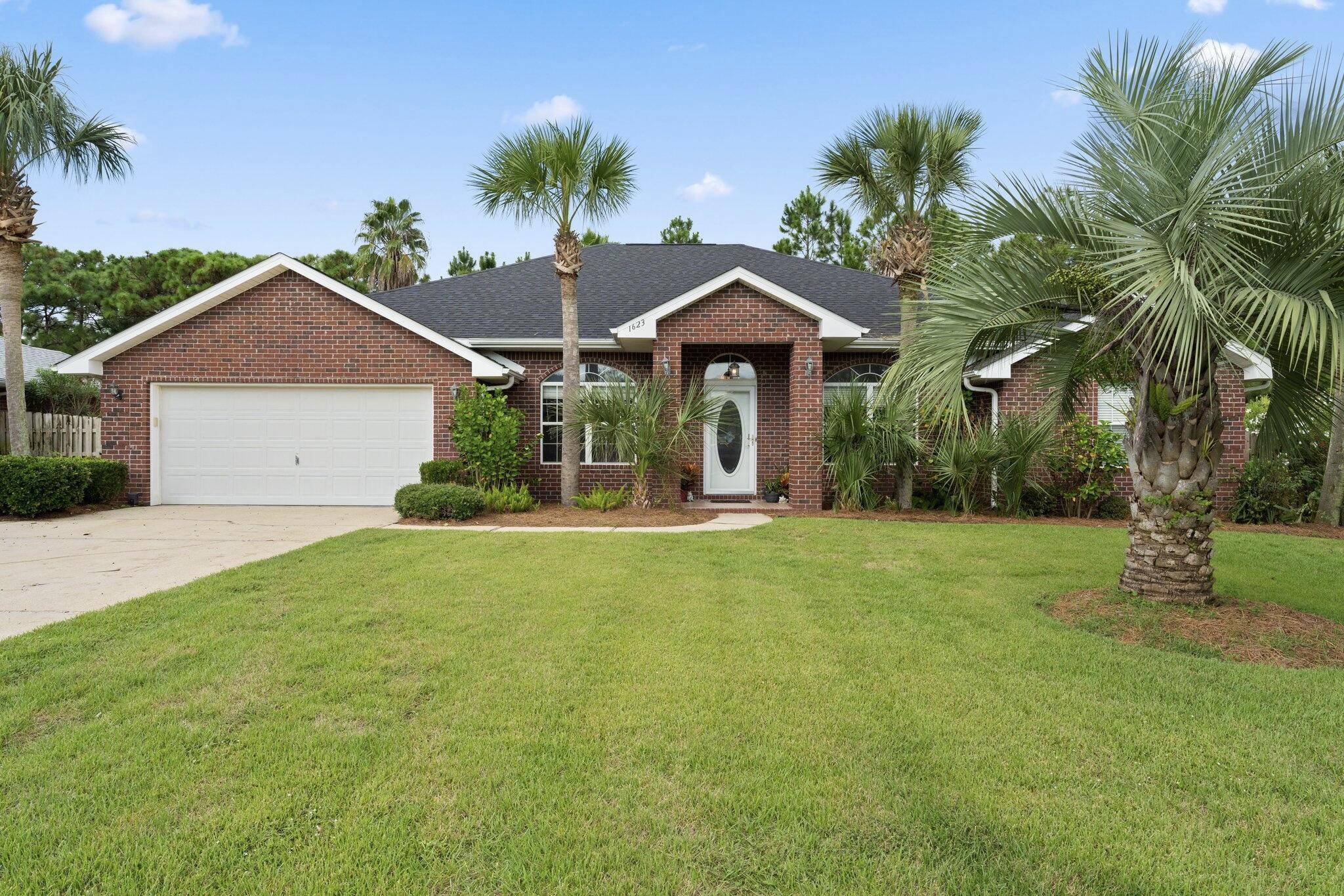 Gulf Breeze, FL 32563,1623 Woodlawn Way