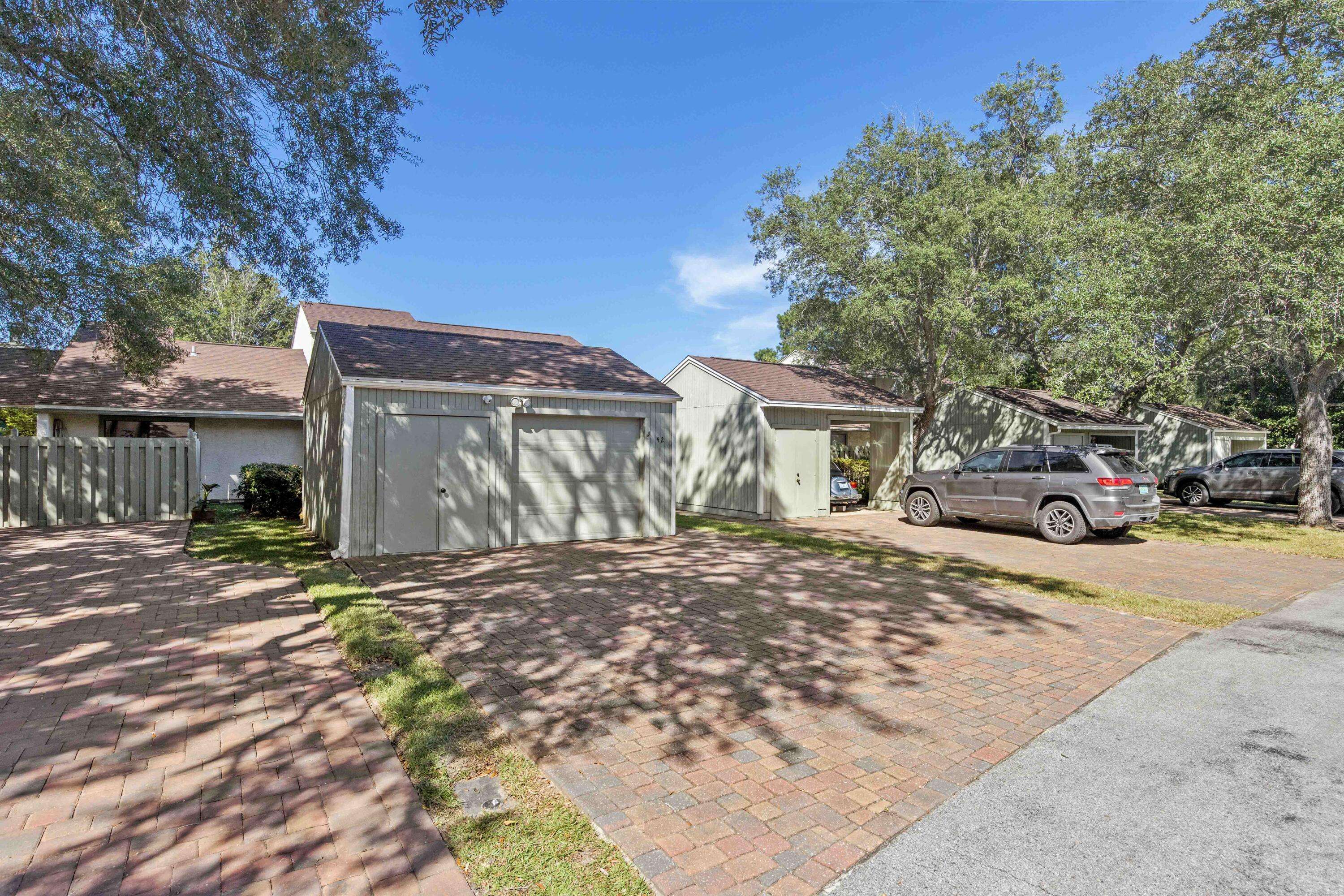 Niceville, FL 32578,900 Bay Drive  #42