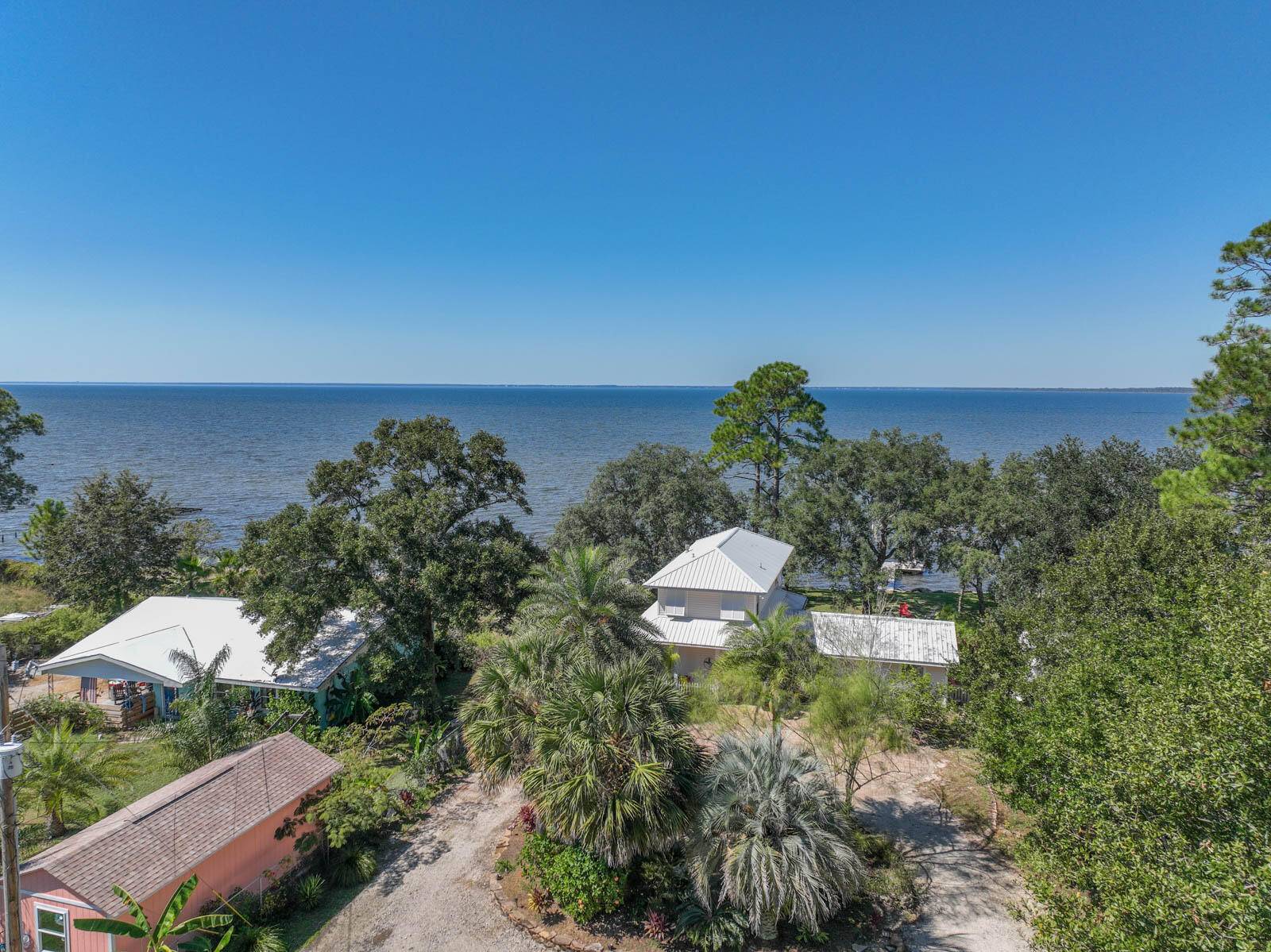 Gulf Breeze, FL 32563,6616 E Bay Boulevard