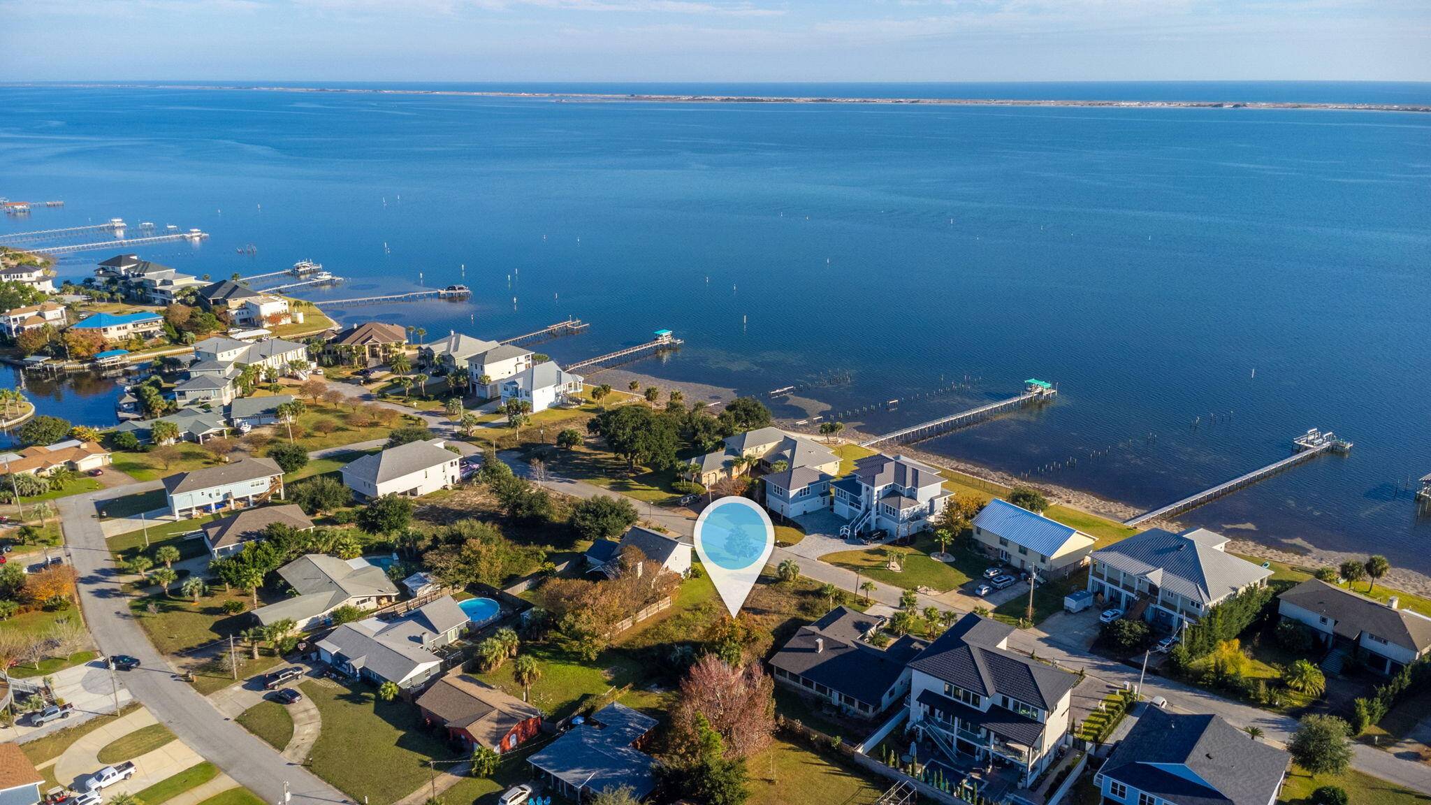 Gulf Breeze, FL 32563,3356 Edgewater Drive