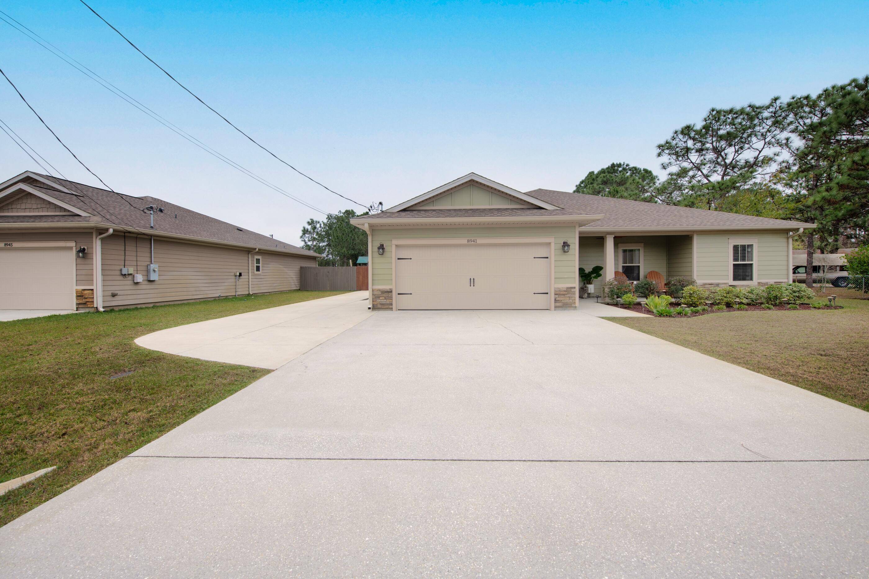 Navarre, FL 32566,8941 Quail Roost Drive