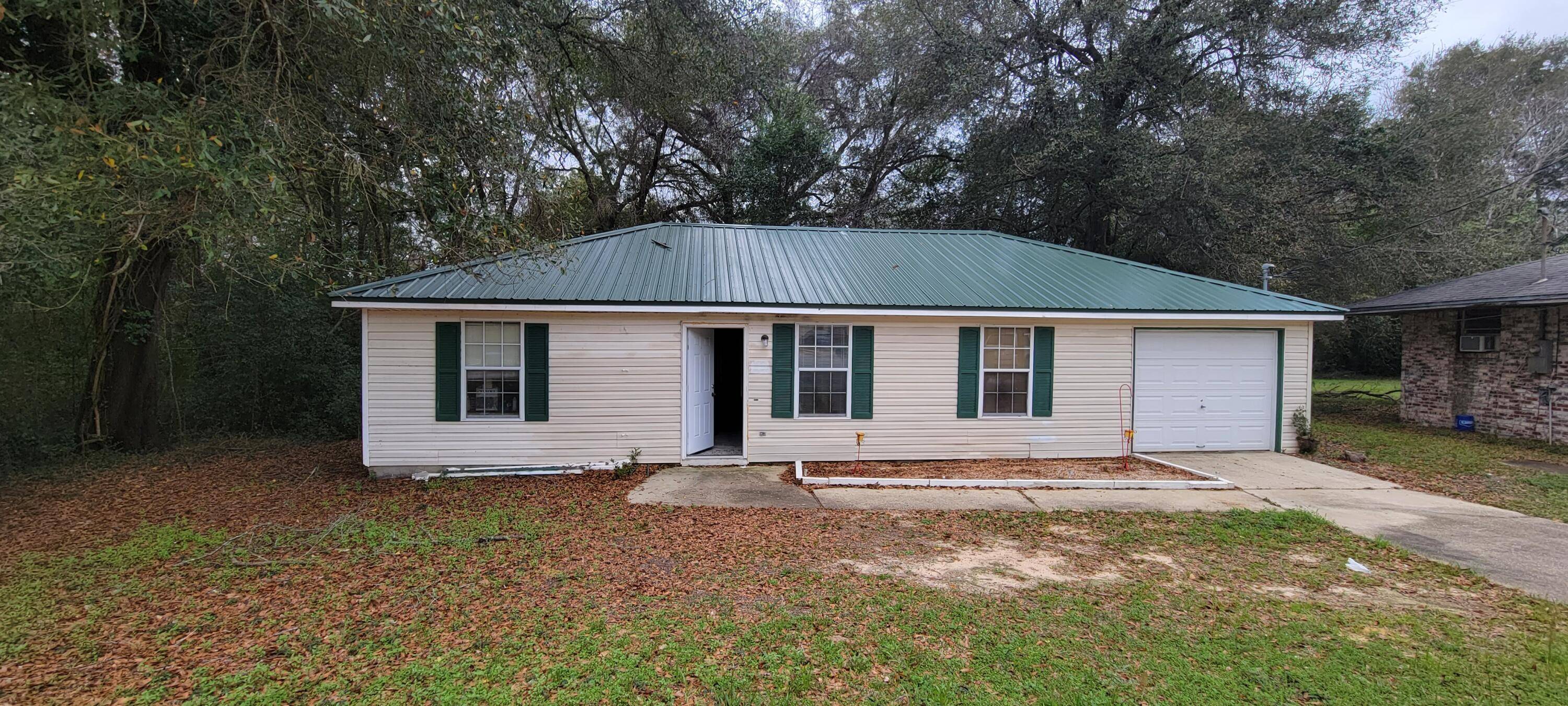 Crestview, FL 32539,112 Lea Place