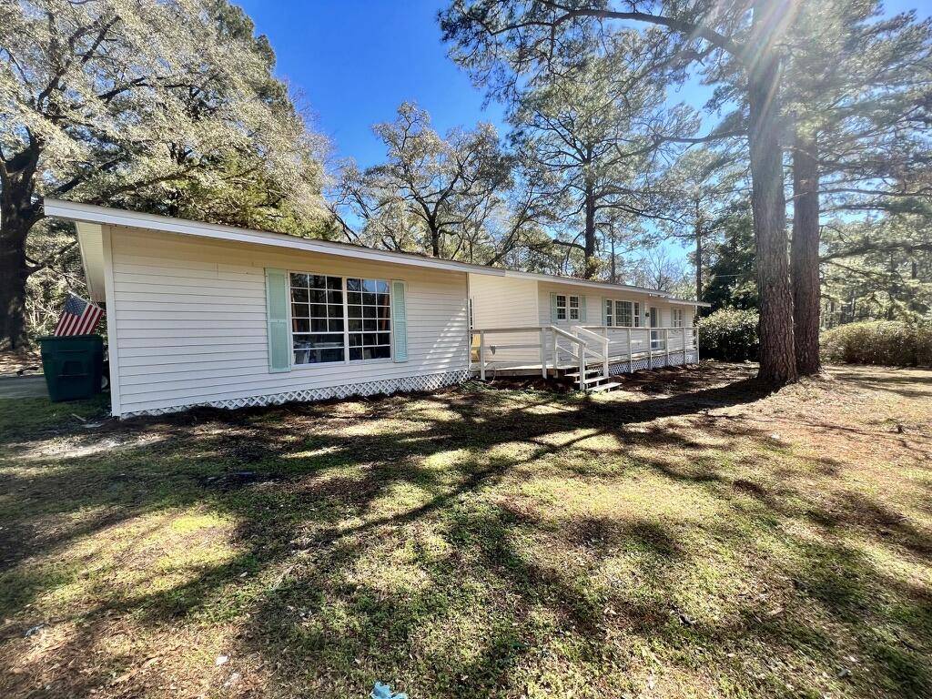 Defuniak Springs, FL 32435,67 Meadowbrook Lane