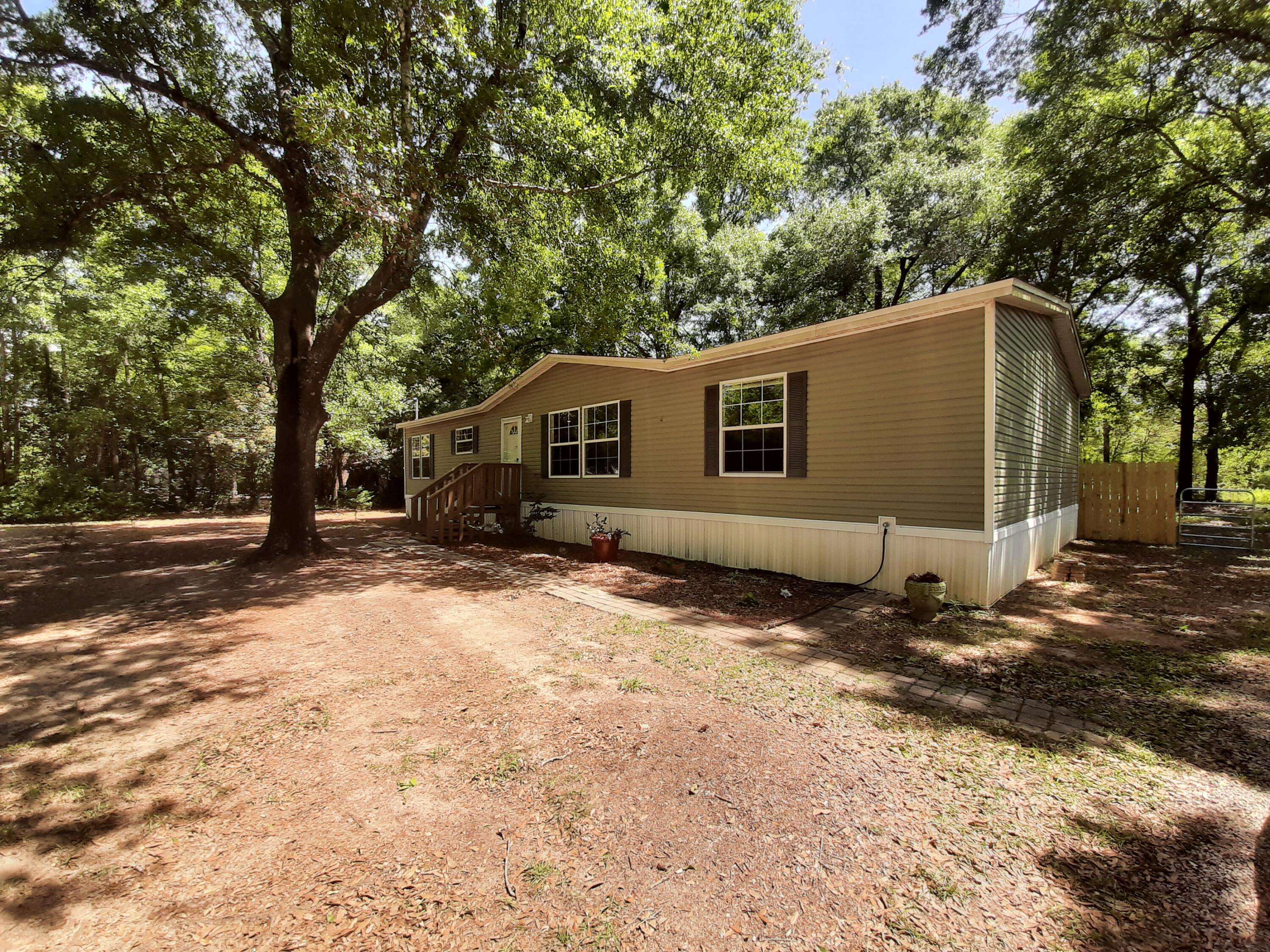 Milton, FL 32583,4030 Huckleberry Finn Road