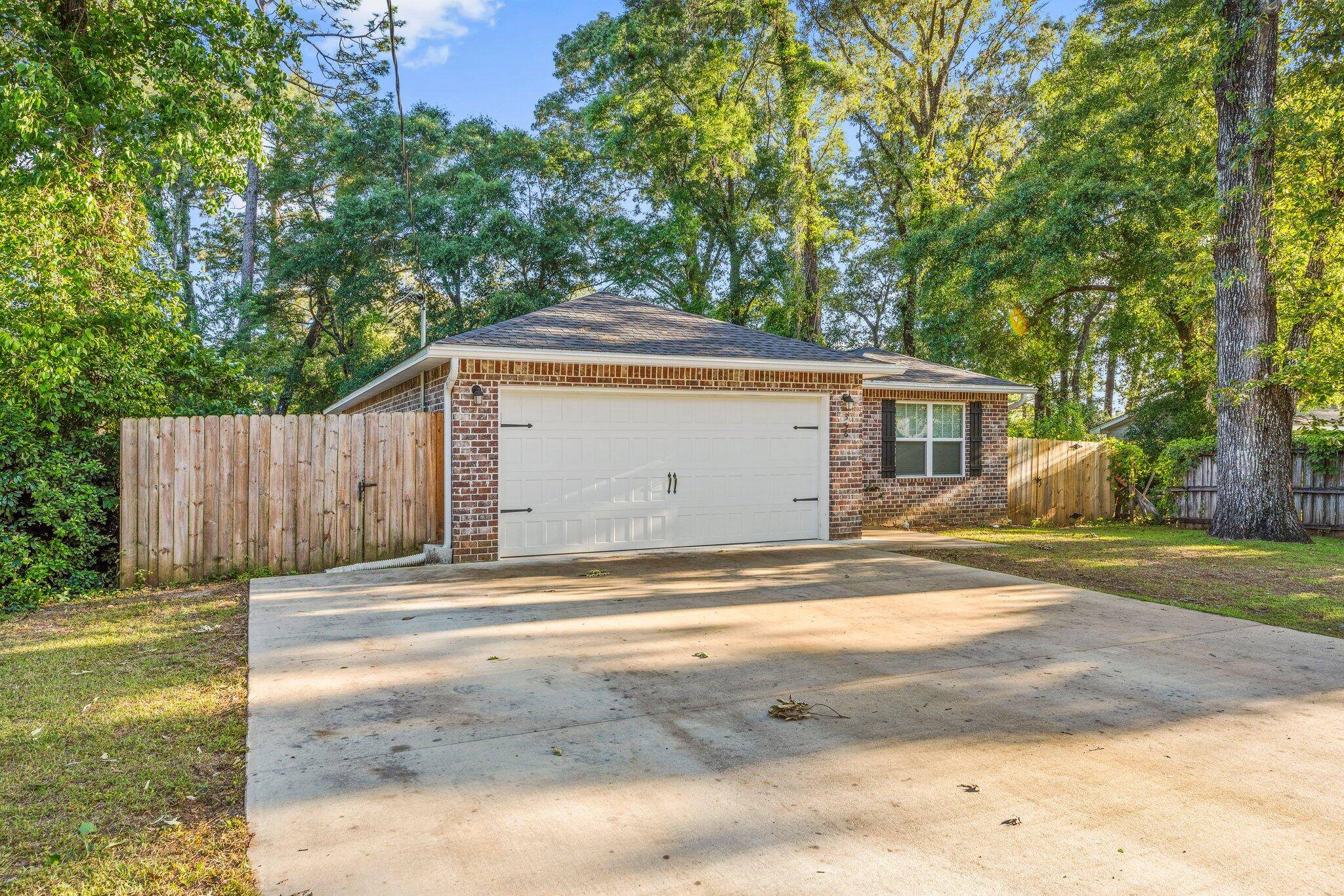 Crestview, FL 32536,356 Powell Drive