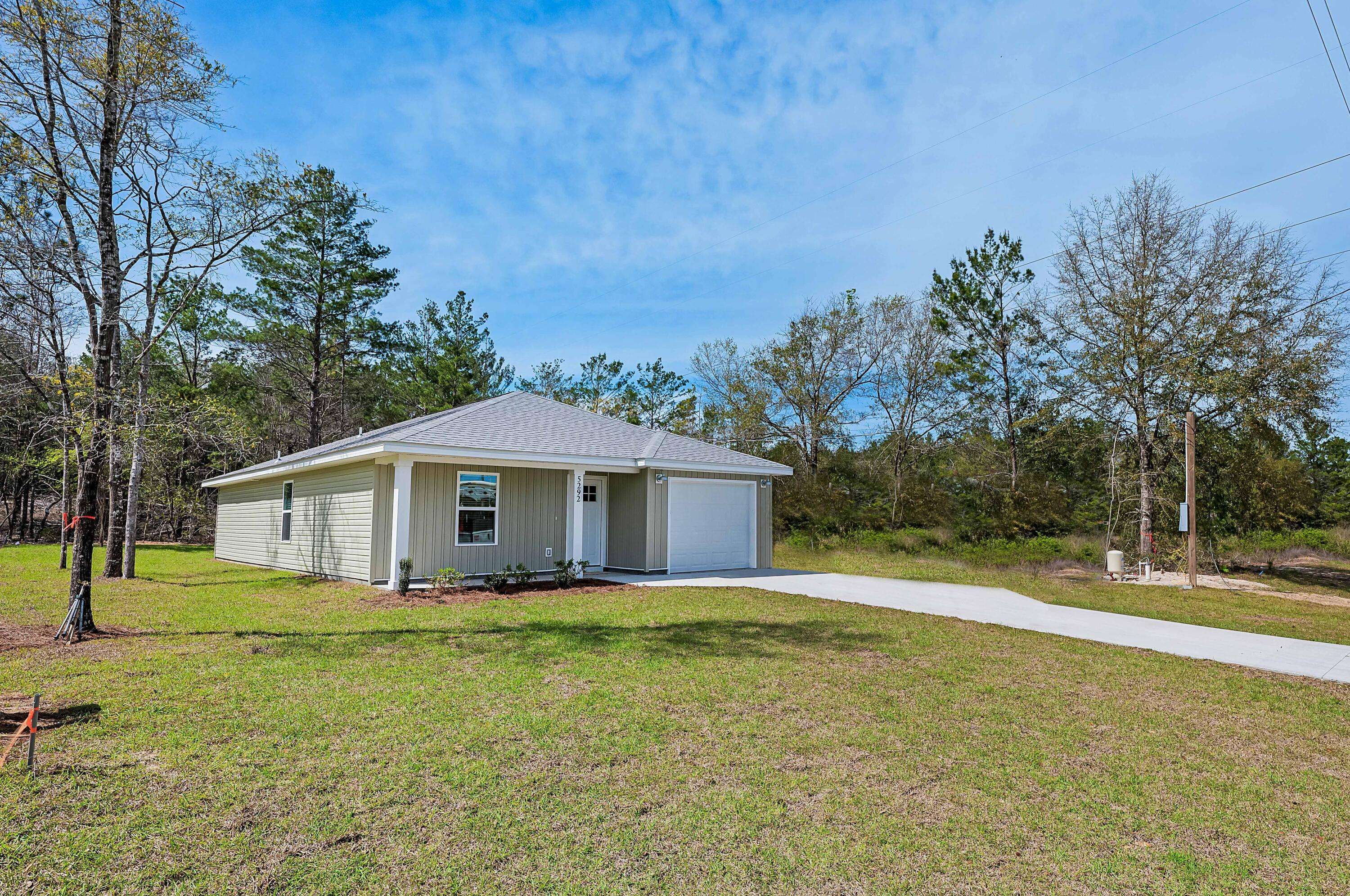 Crestview, FL 32539,4643 Falcon Way