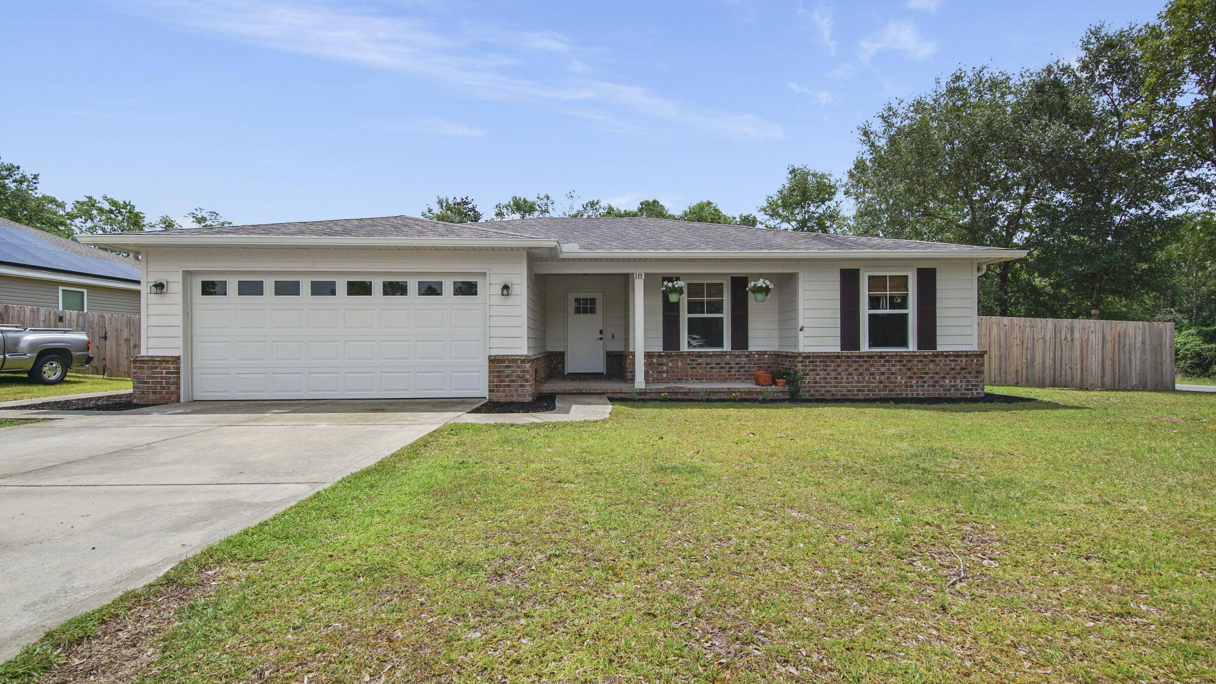 Defuniak Springs, FL 32433,18 Deer Trail Court