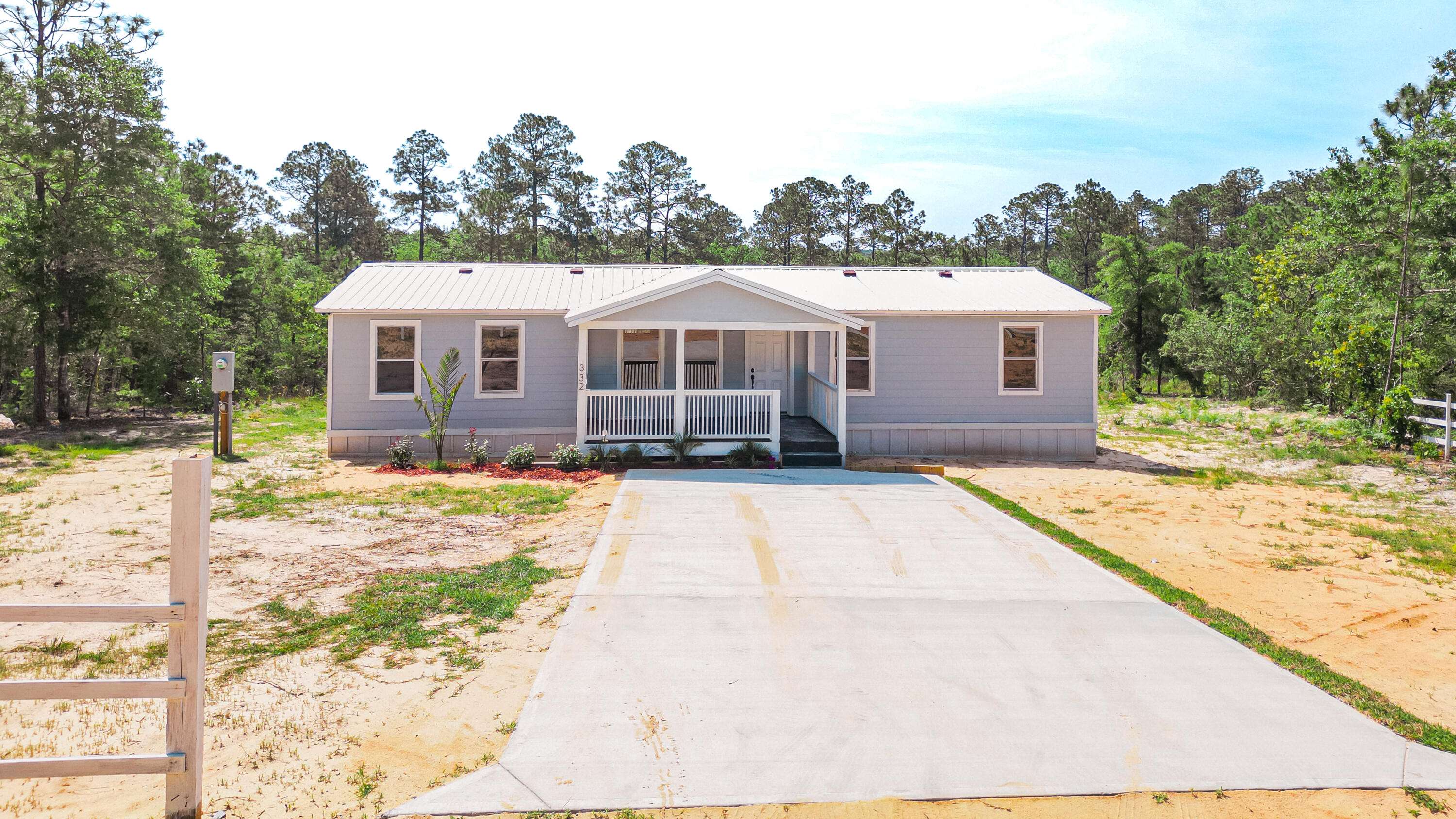 Defuniak Springs, FL 32433,332 Schubert Circle