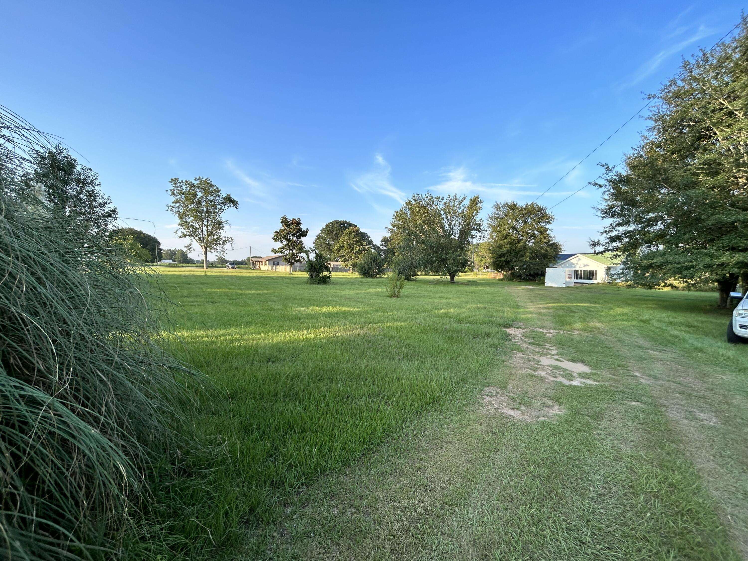 Laurel Hill, FL 32567,384 County Line Road