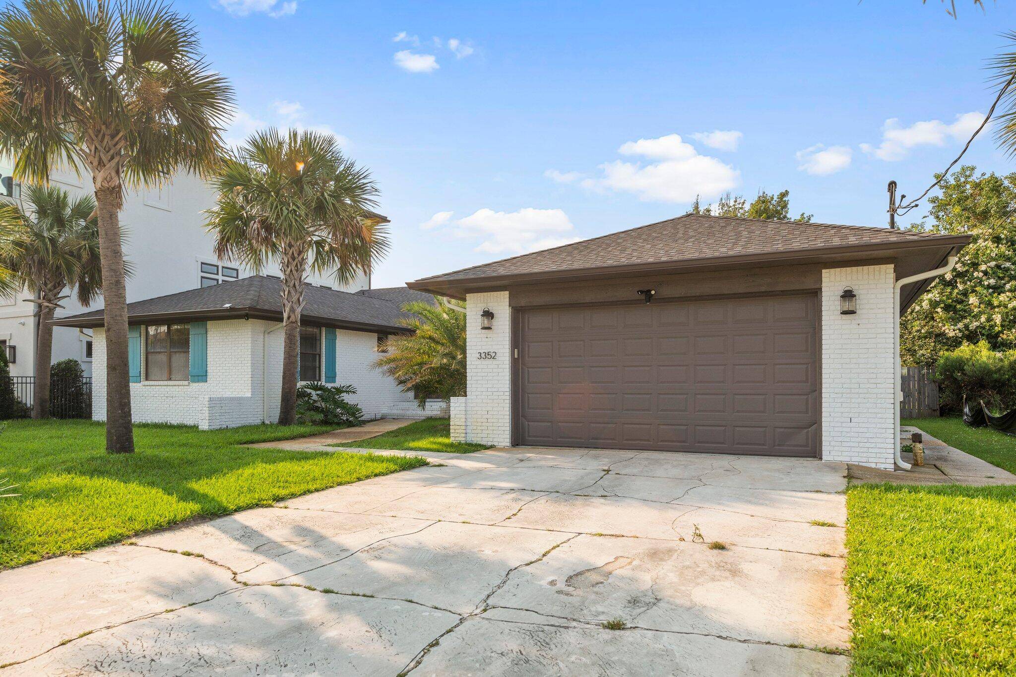 Gulf Breeze, FL 32563,3352 Edgewater Drive