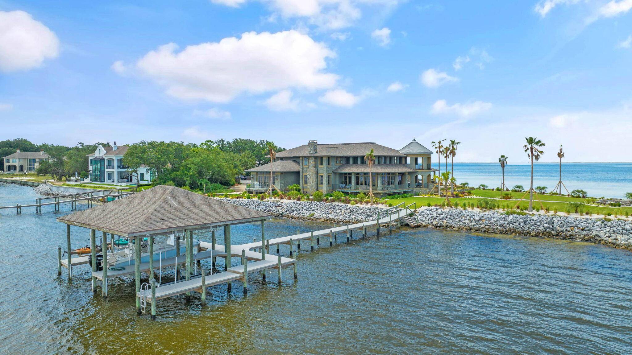 Gulf Breeze, FL 32561,732 Peakes Point Drive