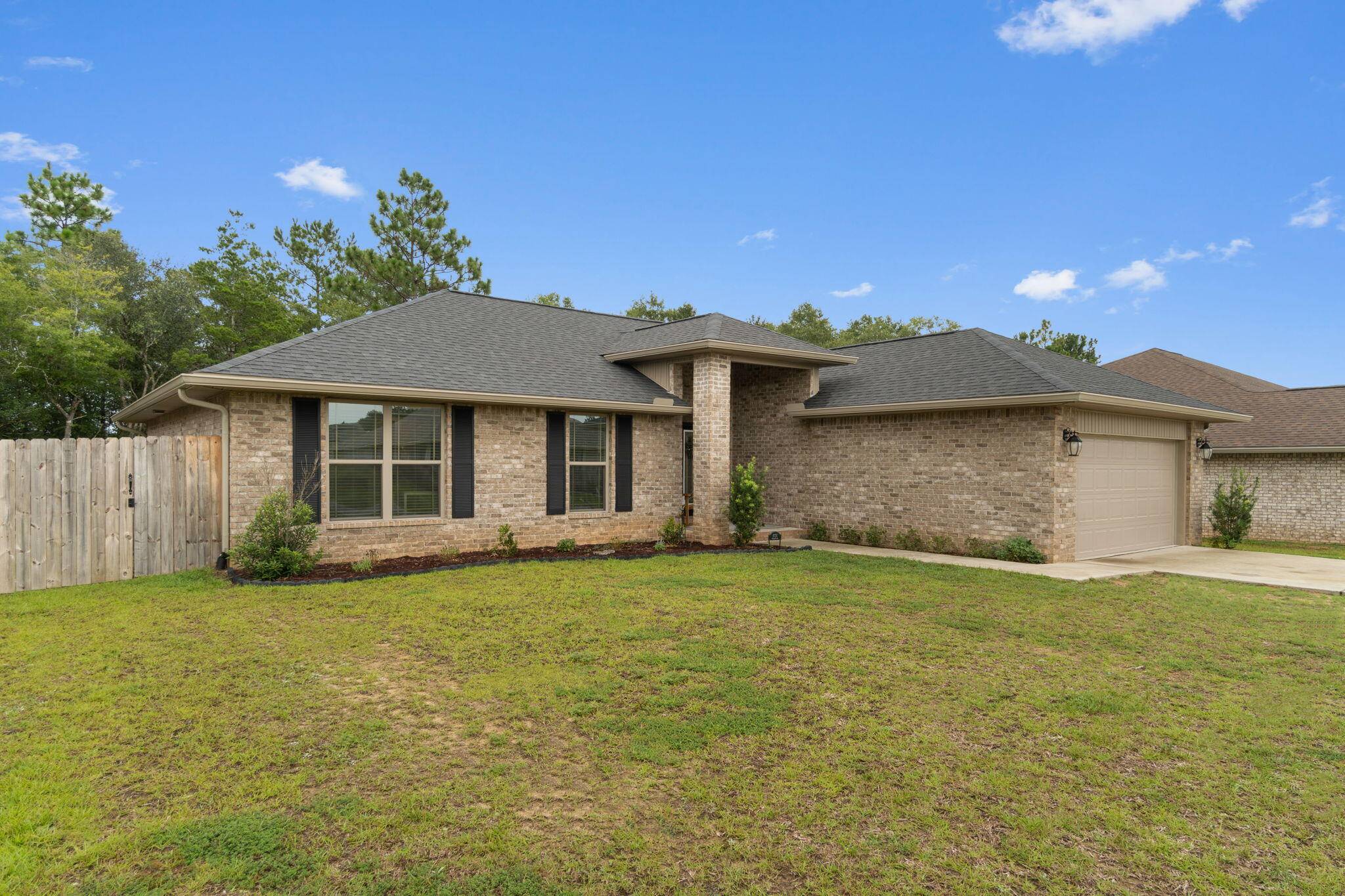 Crestview, FL 32539,5731 Marigold Loop