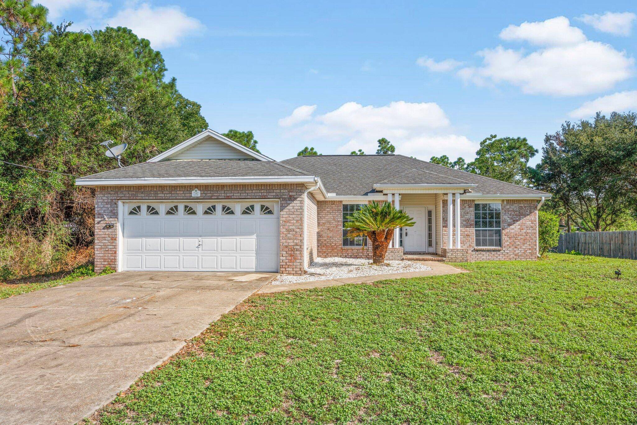 Navarre, FL 32566,7342 Manatee Street