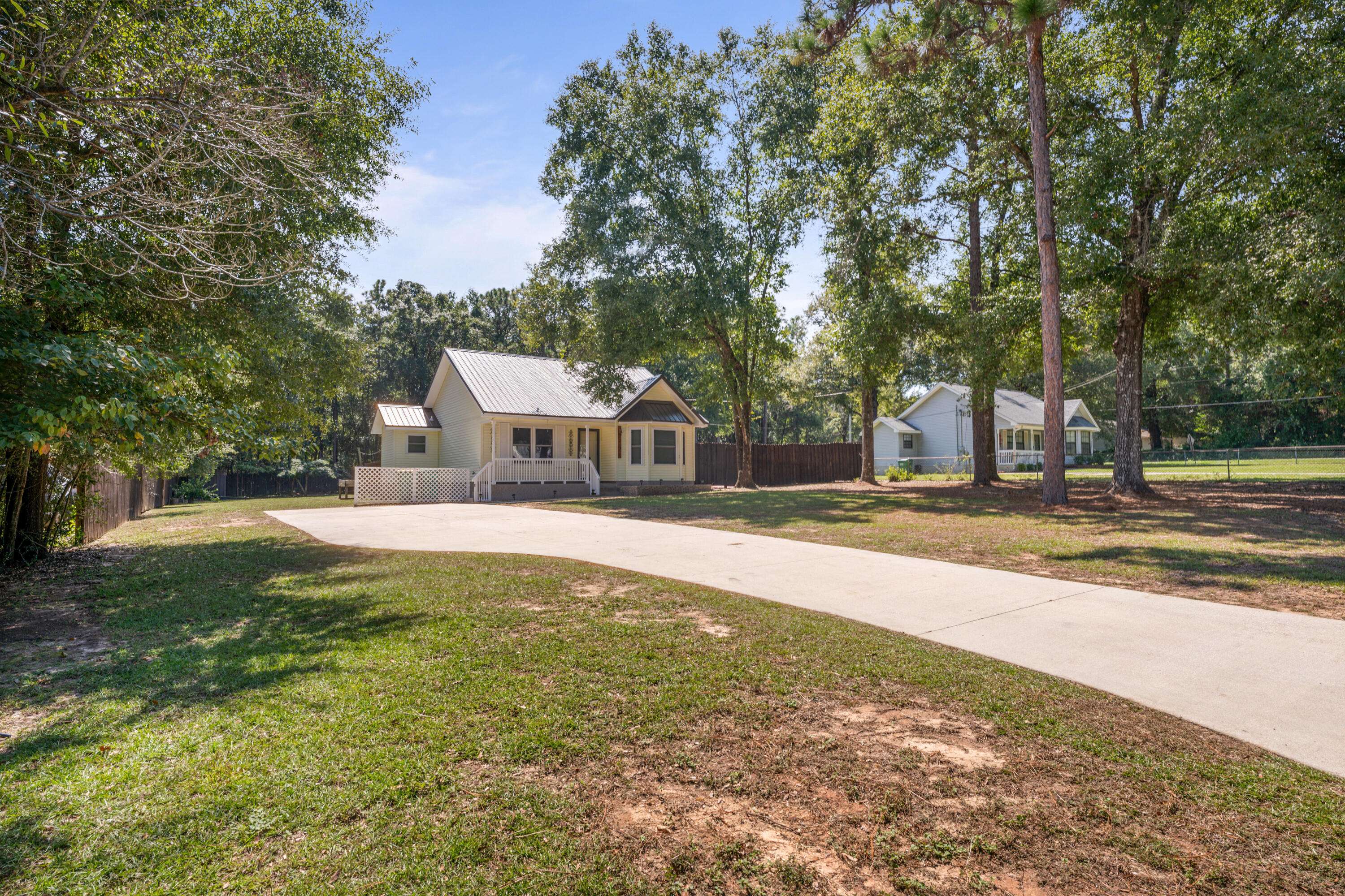 Crestview, FL 32536,2448 Starmount Drive