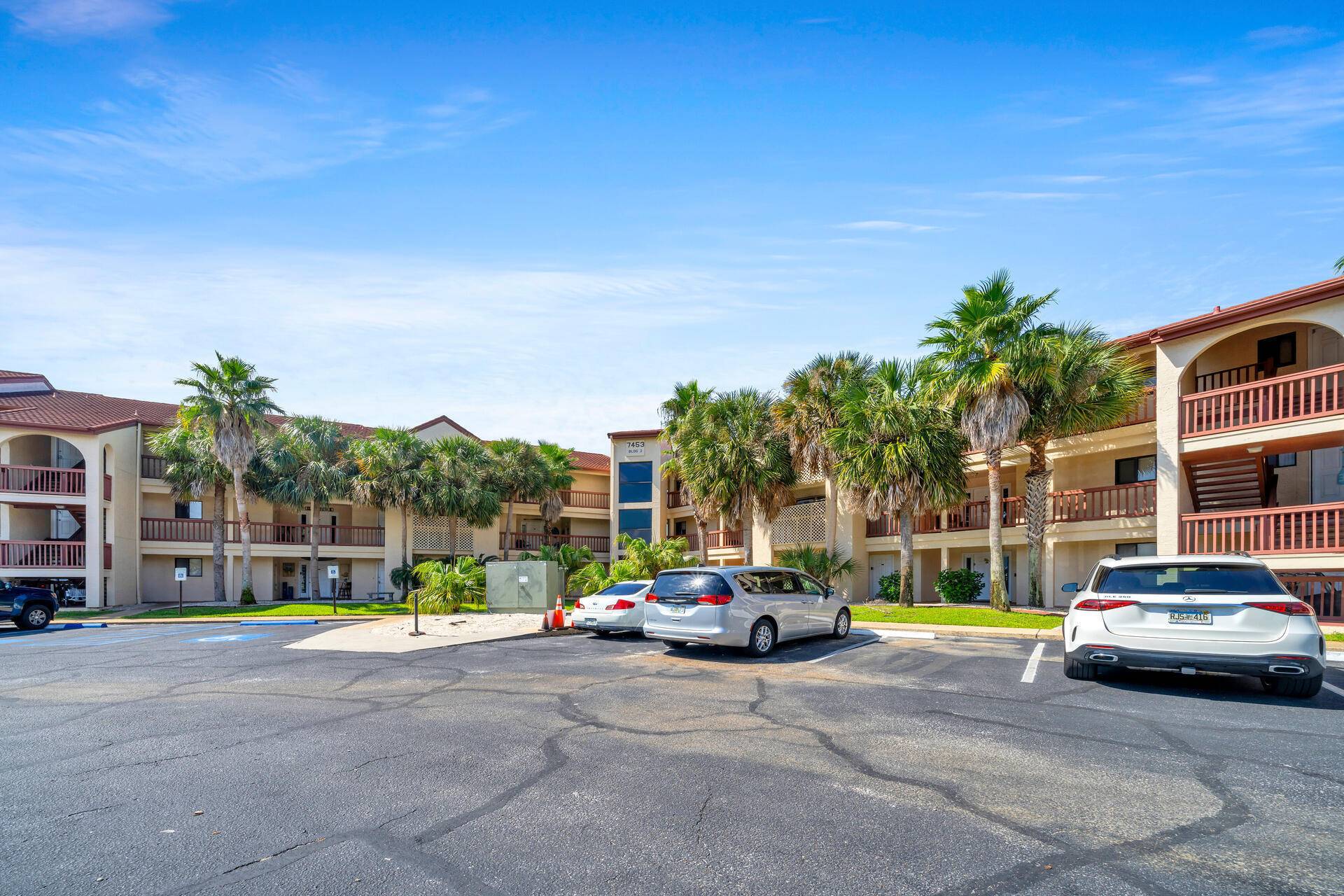 Navarre, FL 32566,7453 Sunset Harbor Drive  #APT 2-204