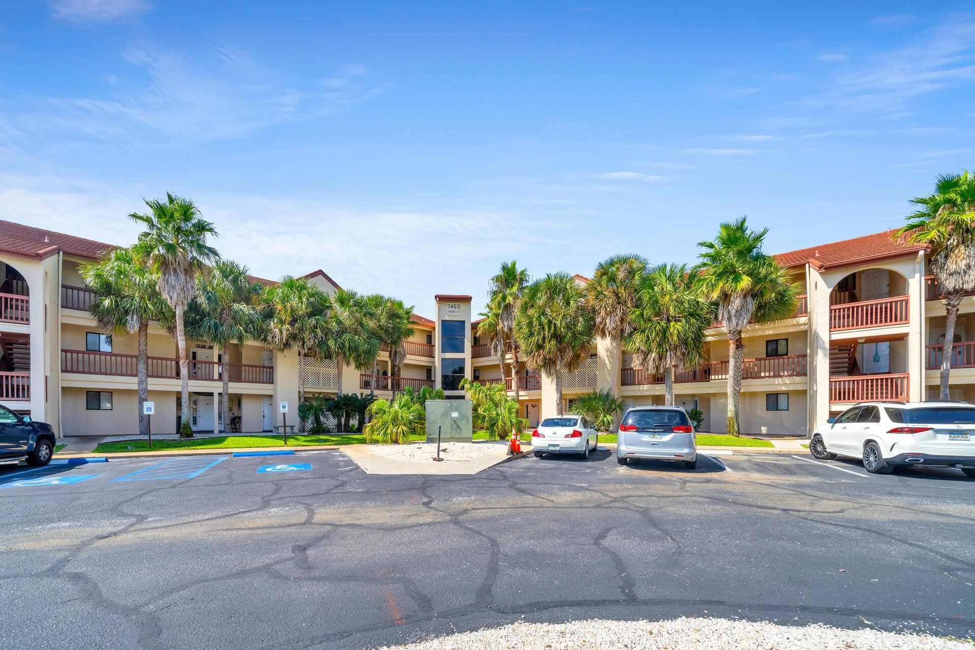 Navarre, FL 32566,7453 Sunset Harbor Drive  #APT 2-204