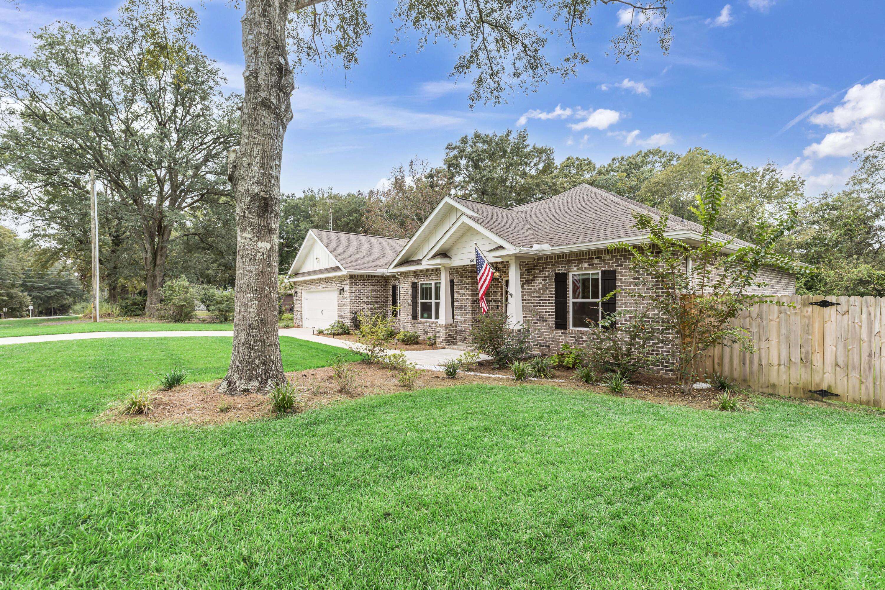 Crestview, FL 32536,6018 W Dogwood Drive