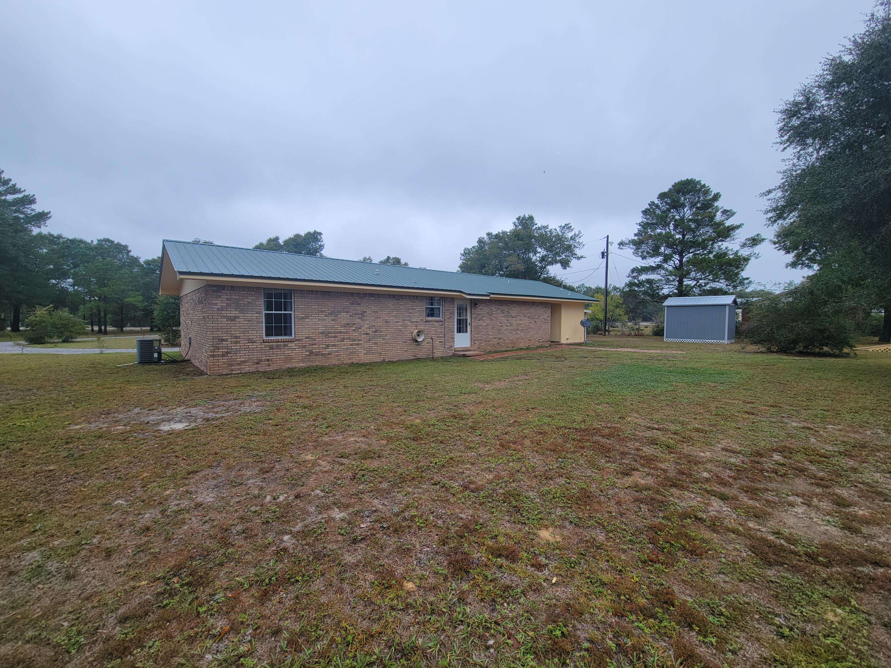 Defuniak Springs, FL 32435,487 Woodyard Road