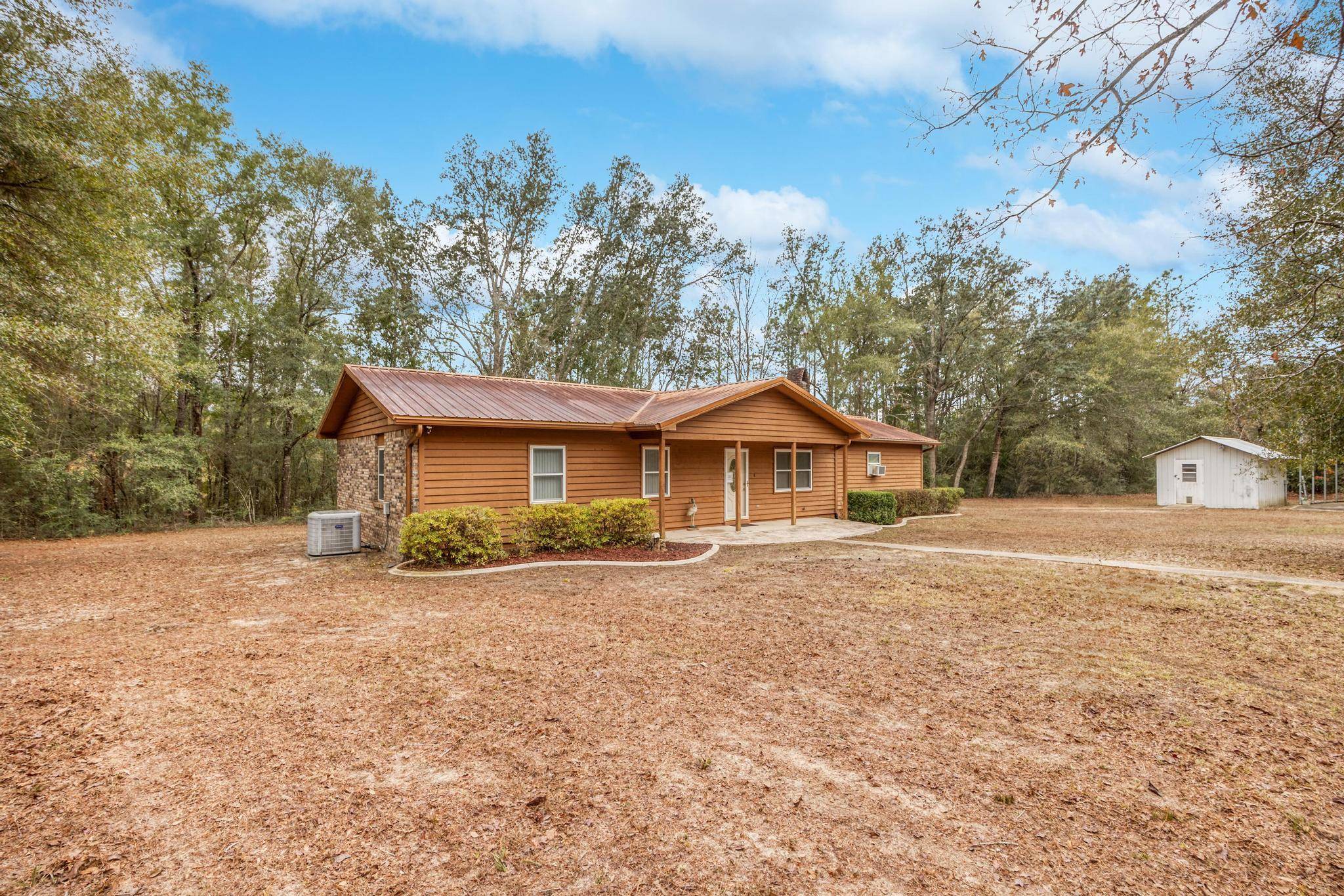 Crestview, FL 32539,6079 Clear Creek Road