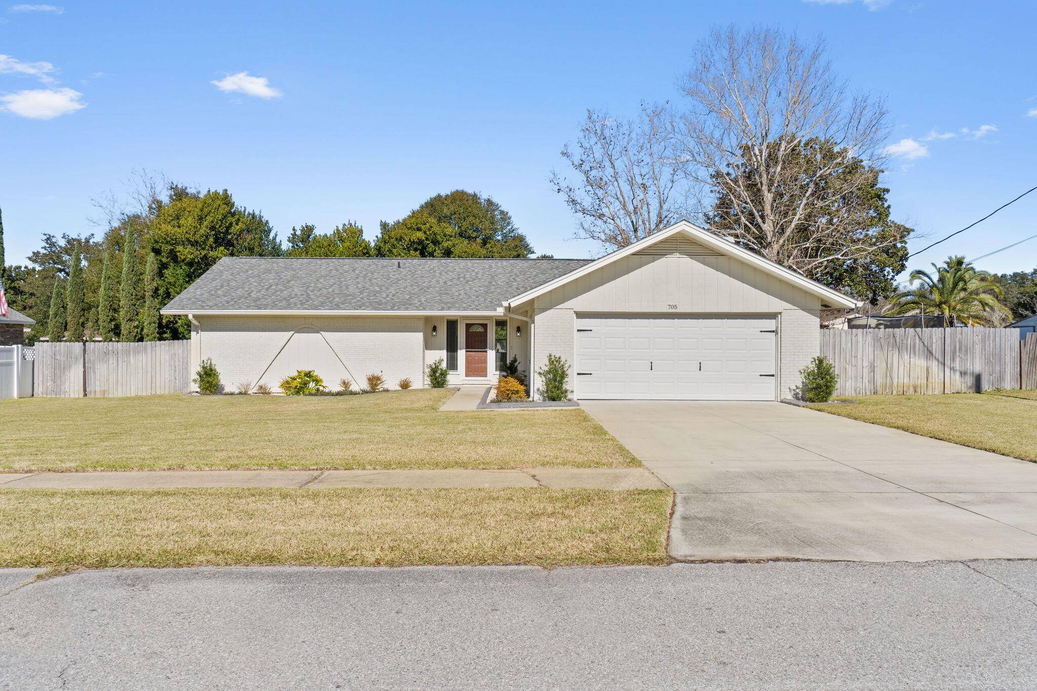 Destin, FL 32541,705 Swan Lane