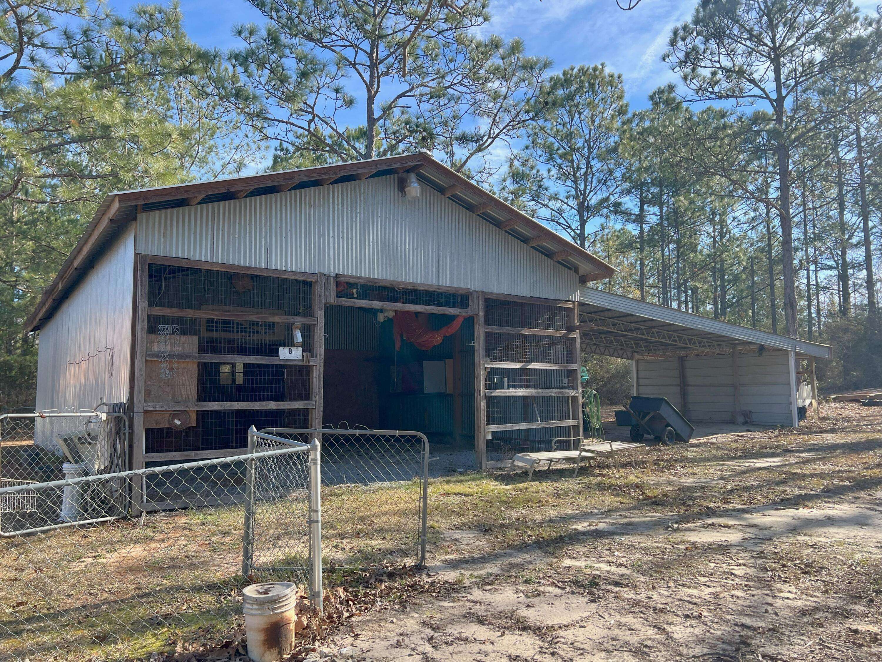 Defuniak Springs, FL 32433,464 Pinewood Drive