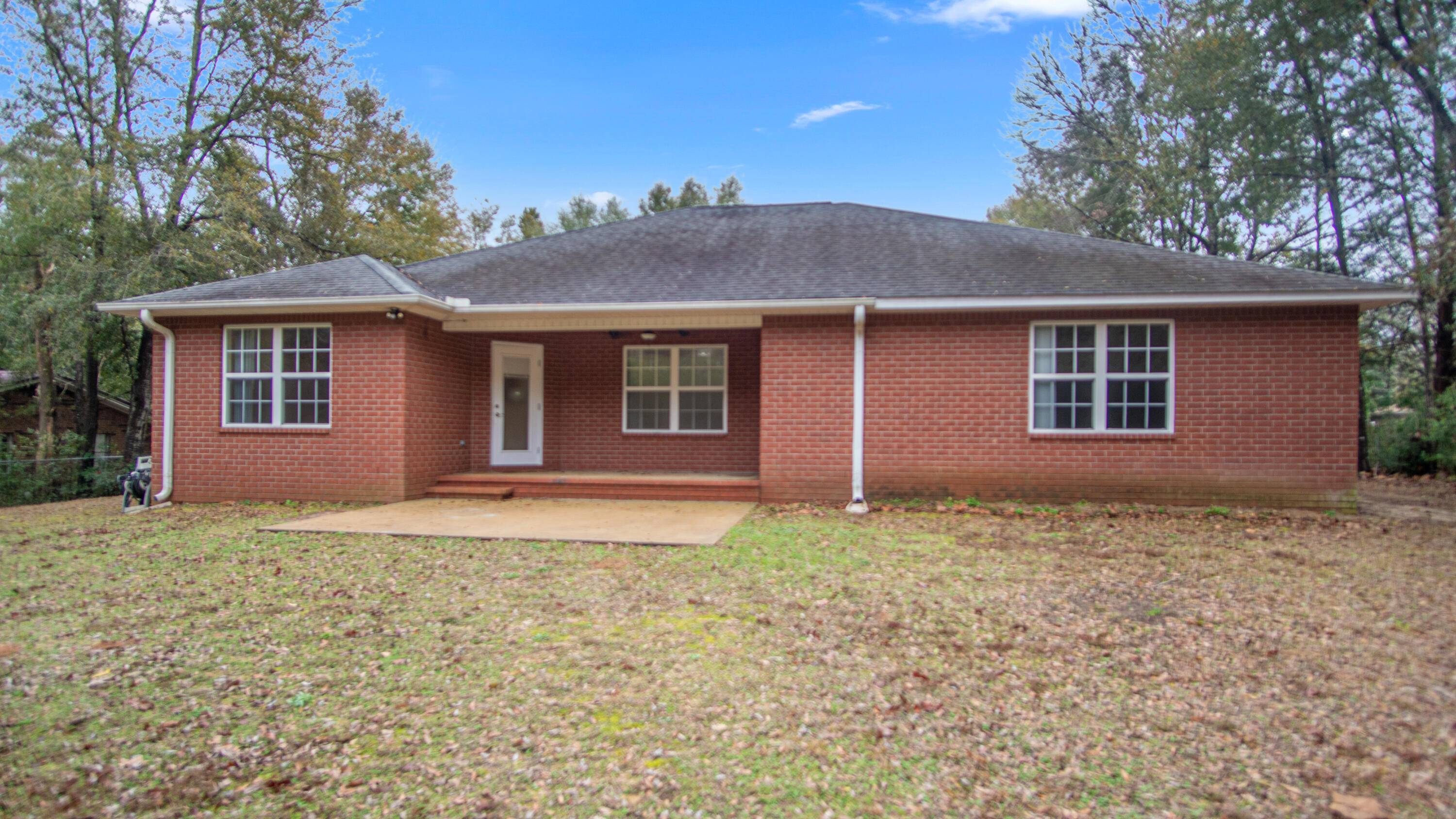 Crestview, FL 32539,121 Hillwood Drive