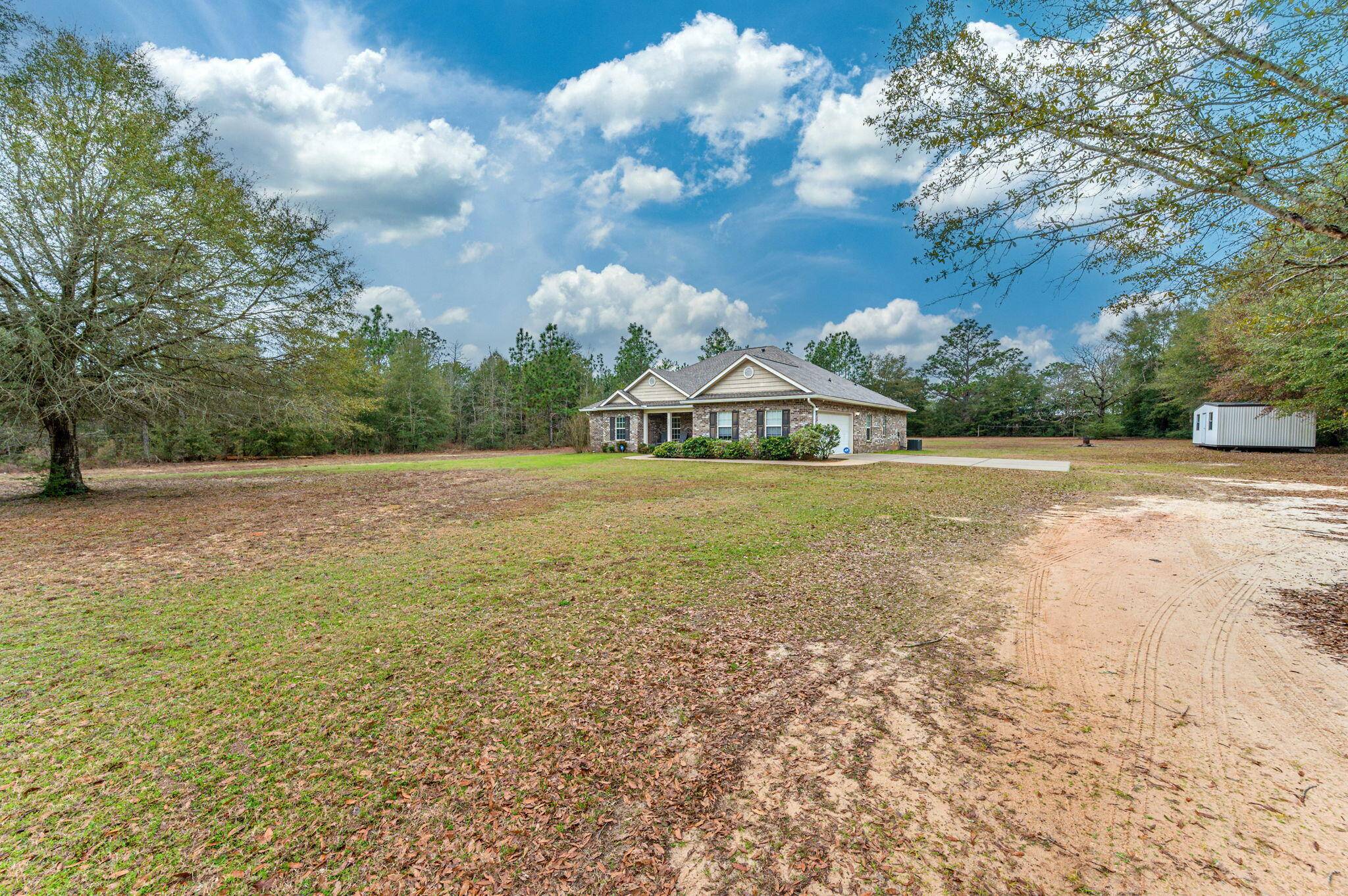 Crestview, FL 32539,6082 Robin Road