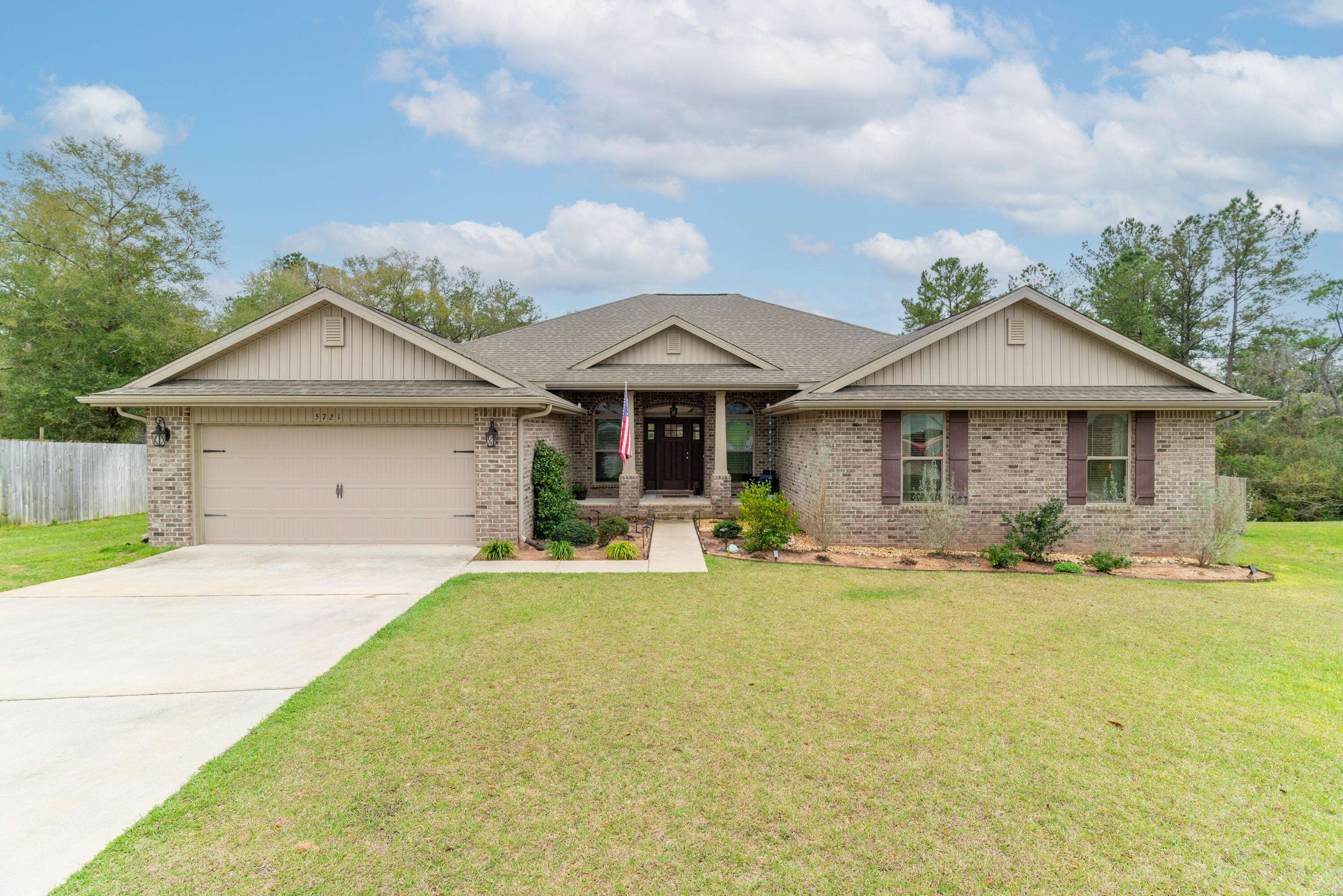 Crestview, FL 32539,5721 Marigold Loop