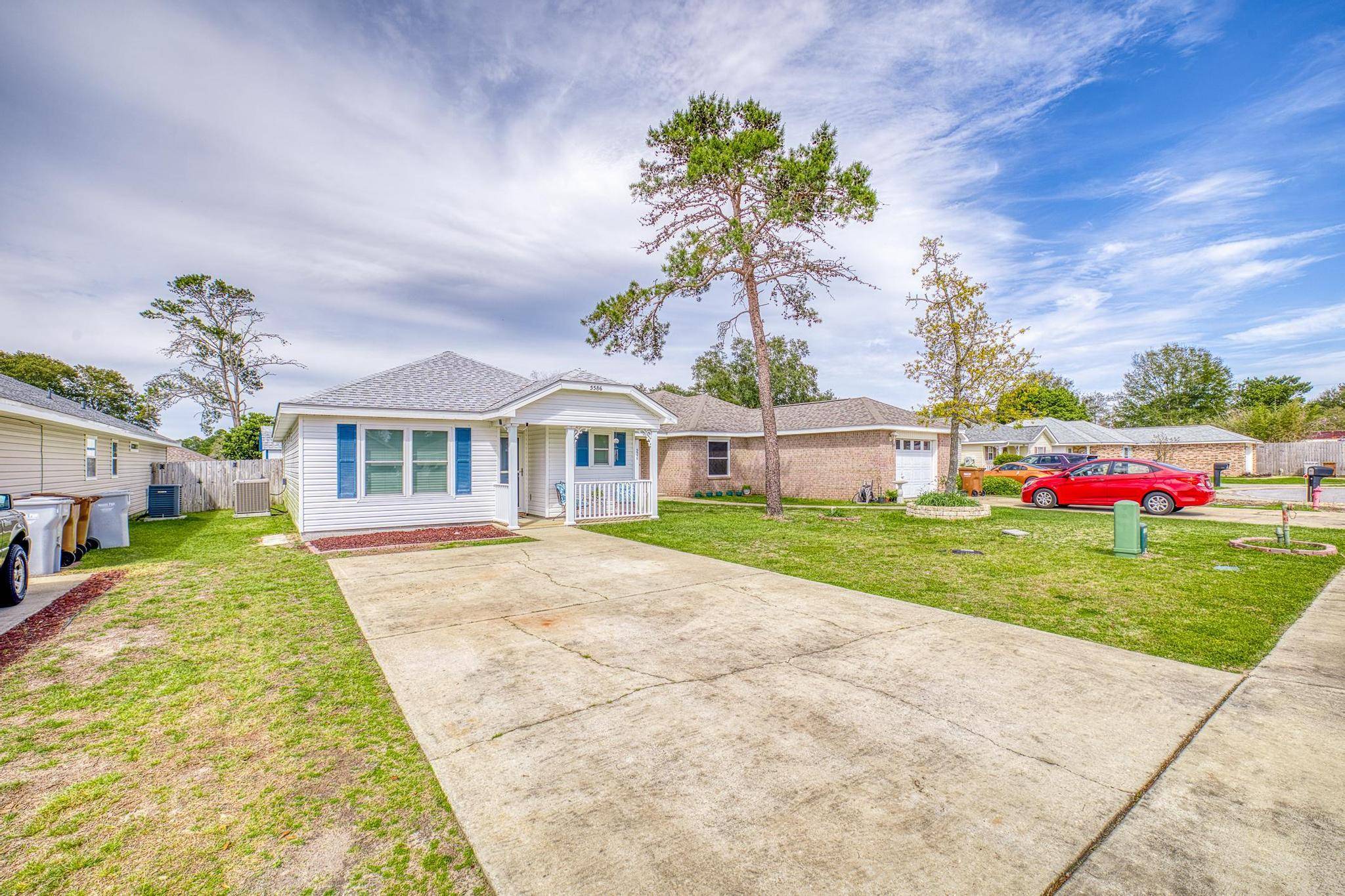 Gulf Breeze, FL 32563,5586 Huntleigh Place