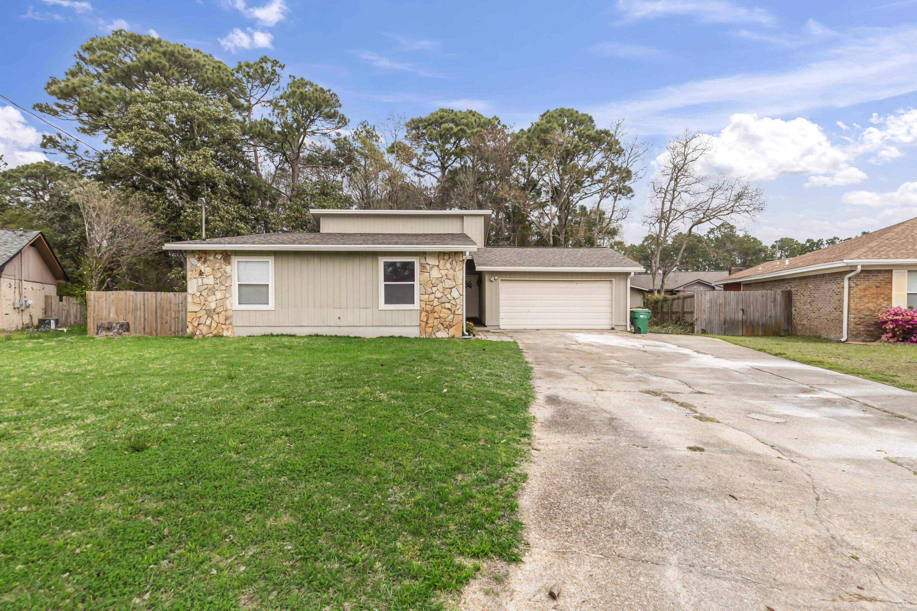 Mary Esther, FL 32569,231 Seville Circle