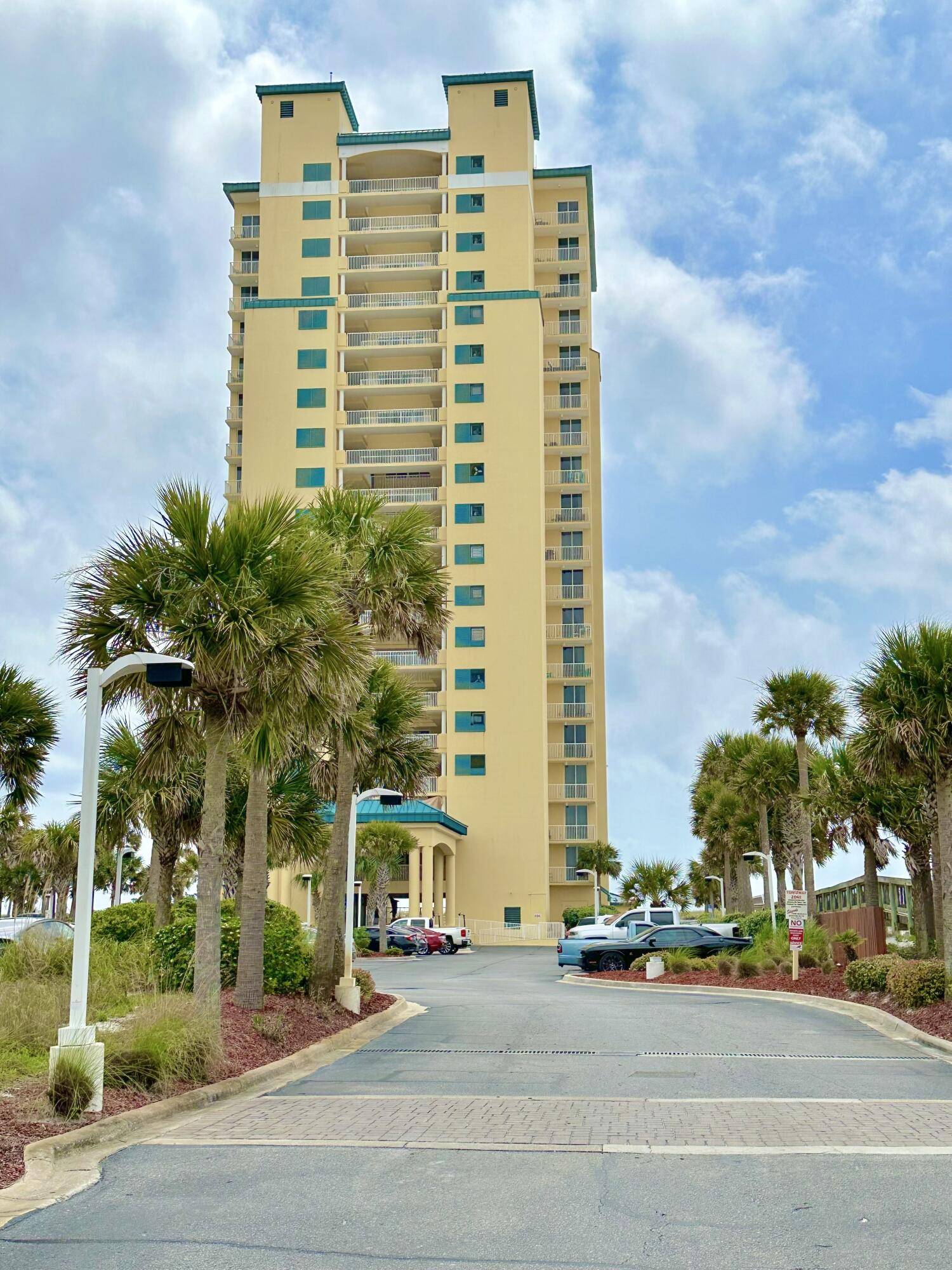 Navarre, FL 32566,8477 Gulf Boulevard  #101