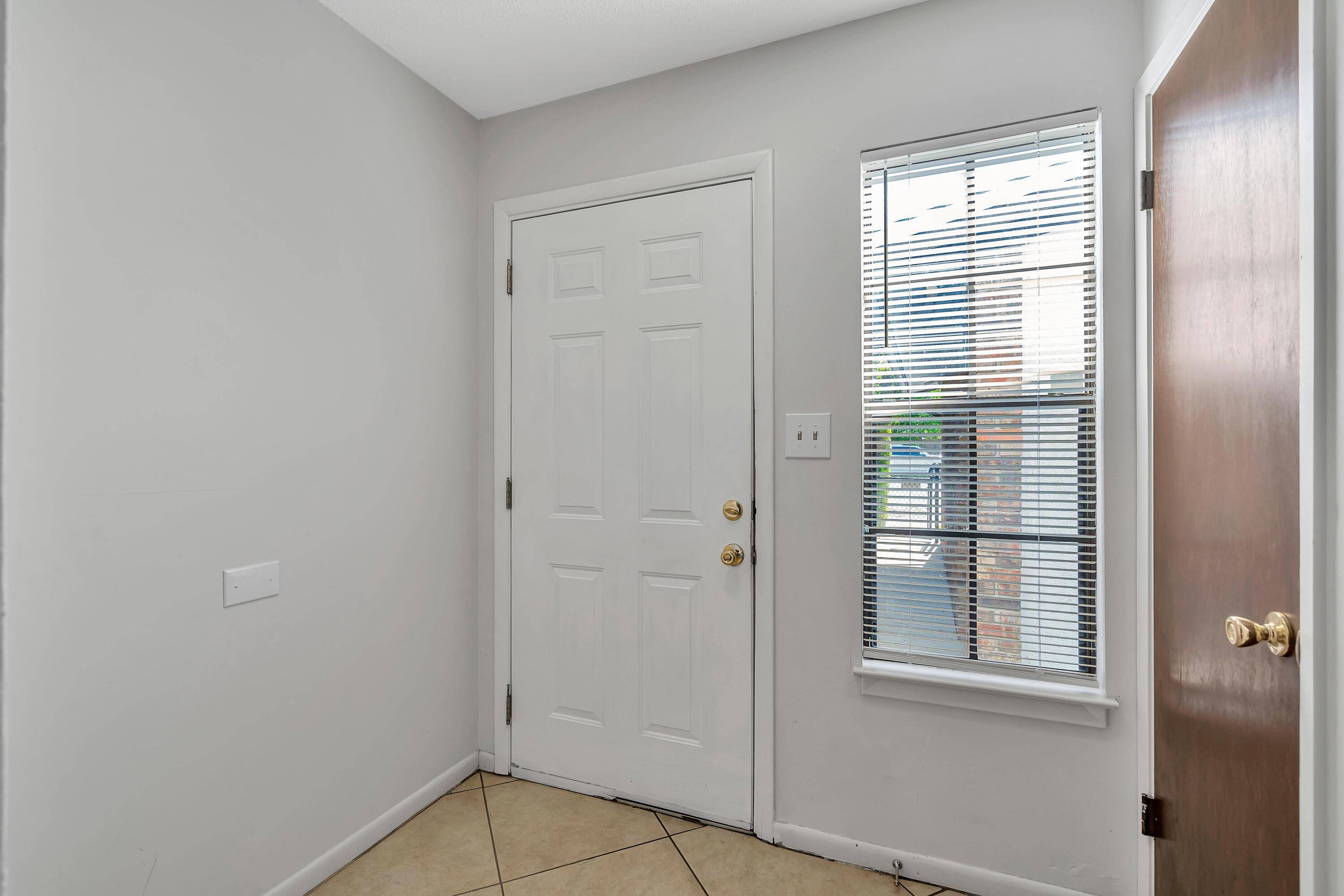 Shalimar, FL 32579,37 12Th Street #UNIT V126