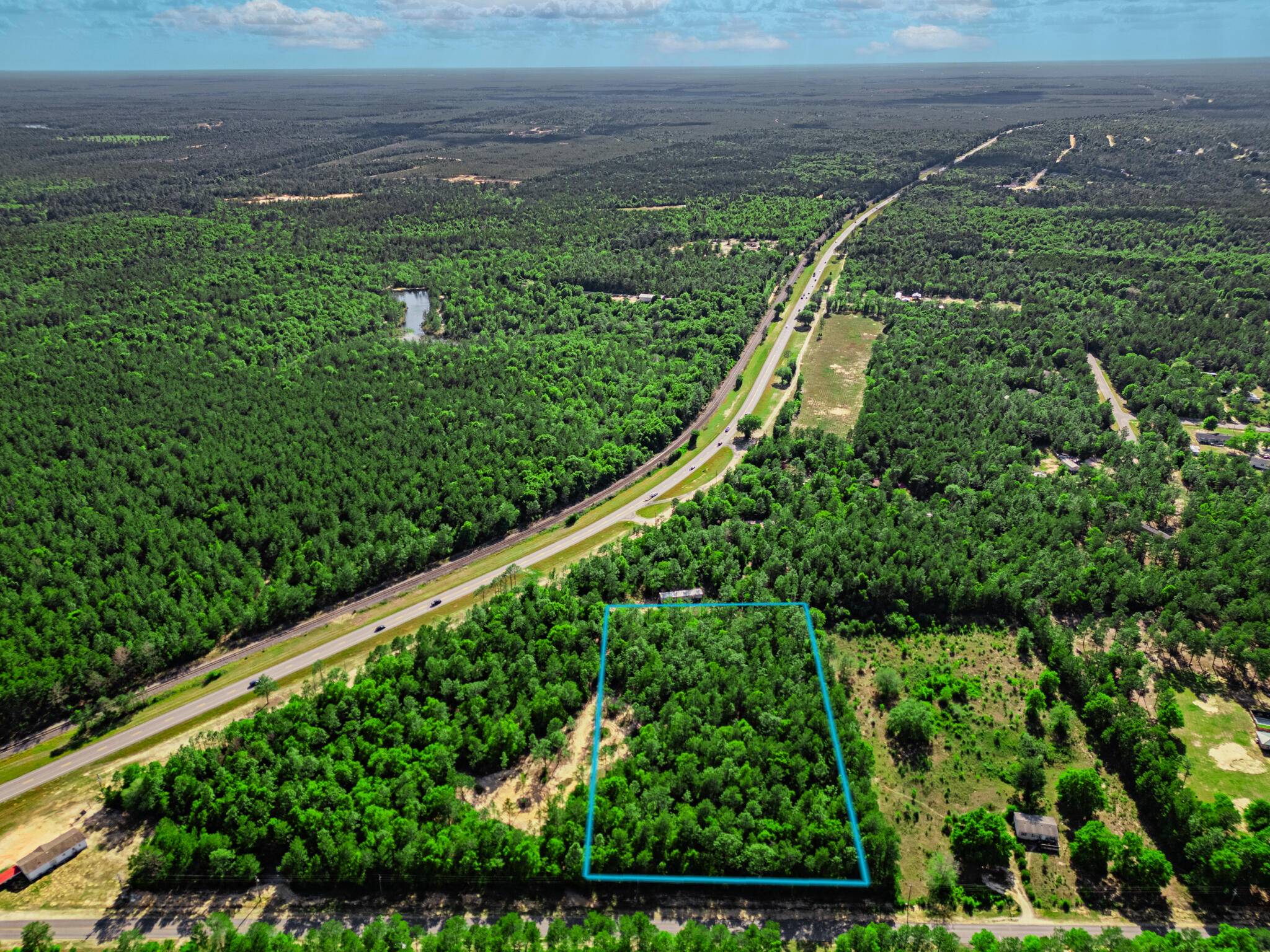 Crestview, FL 32539,00 Laird Road