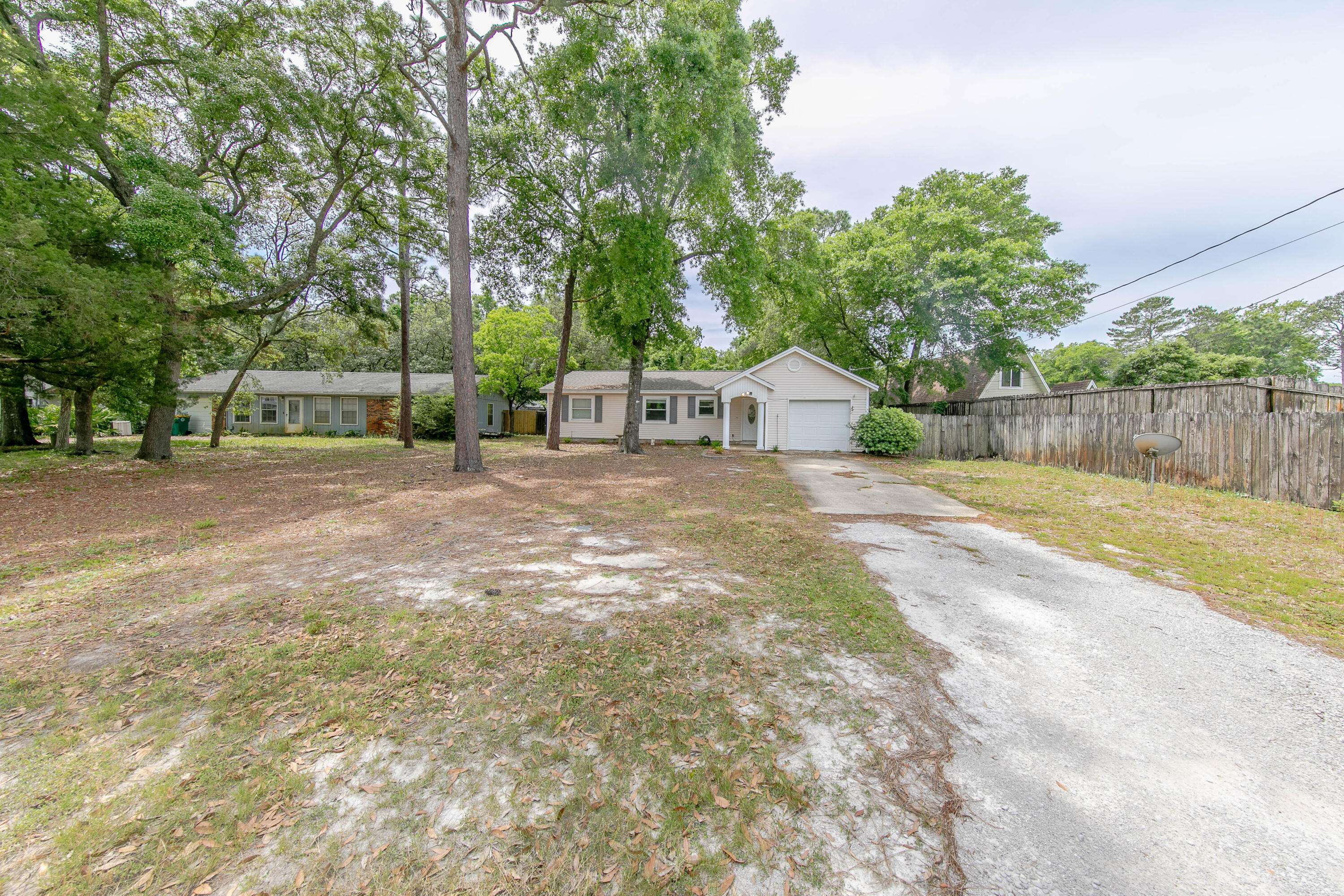 Shalimar, FL 32579,60 6Th Avenue