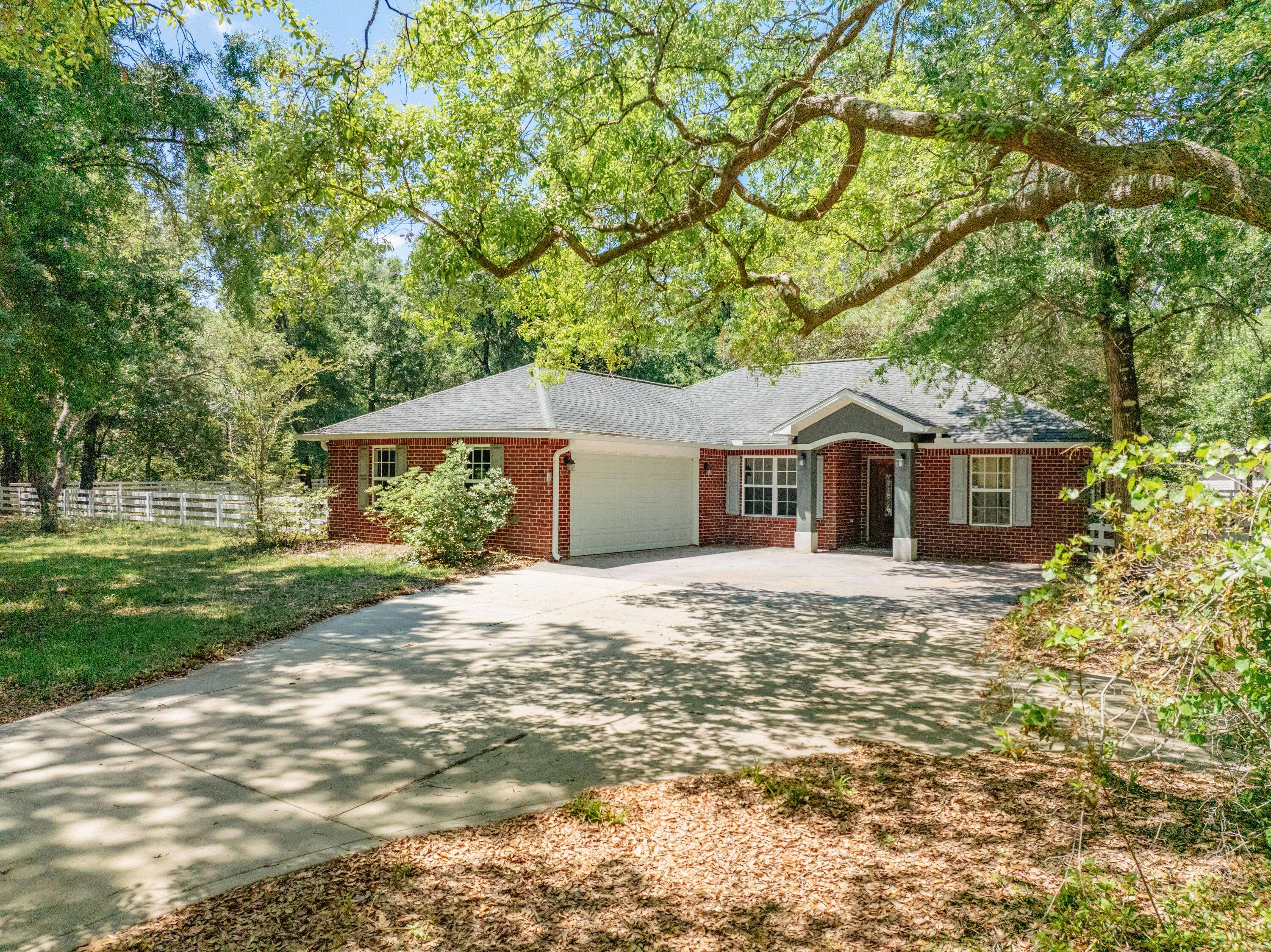 Holt, FL 32564,4497 Wilkerson Bluff Road