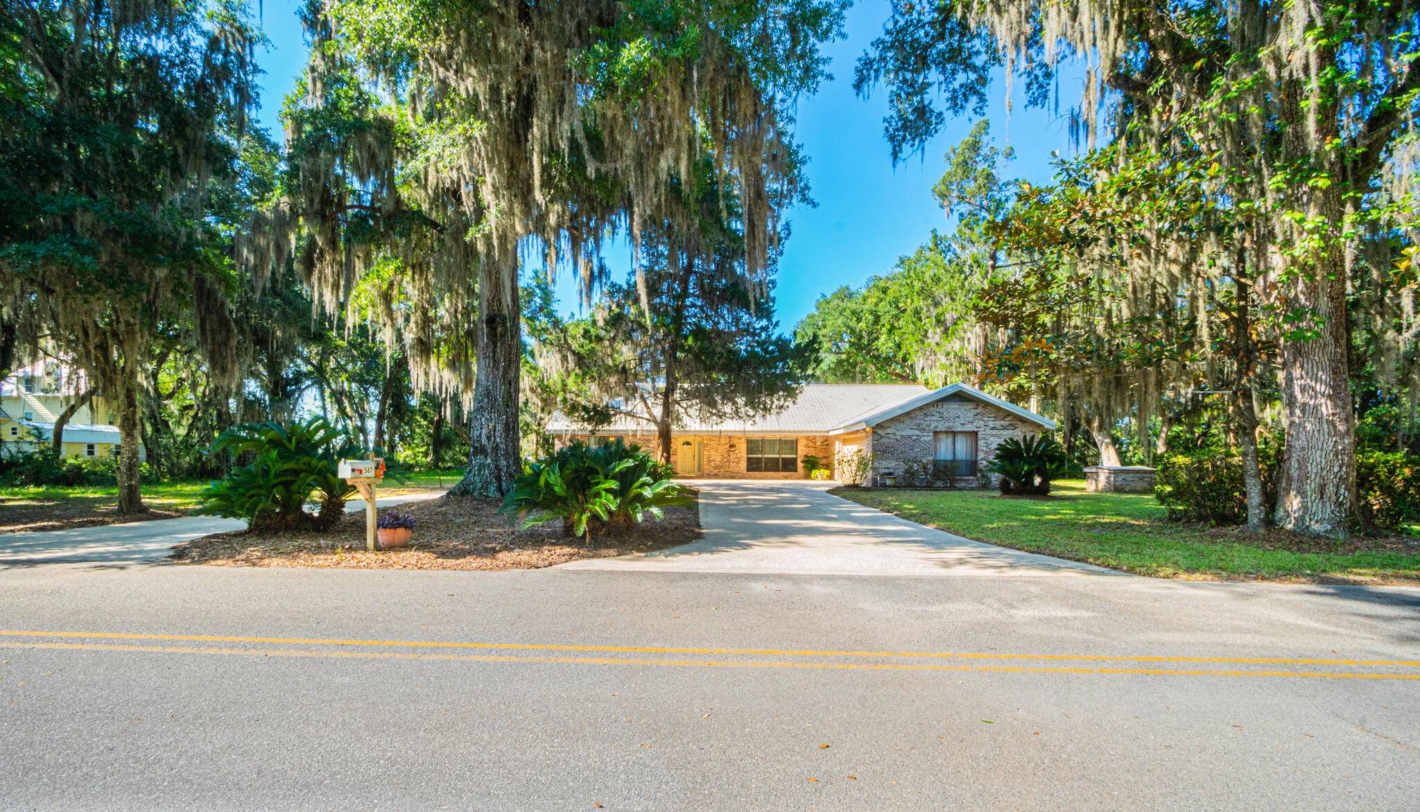 Freeport, FL 32439,567 Pitts Bayshore Drive