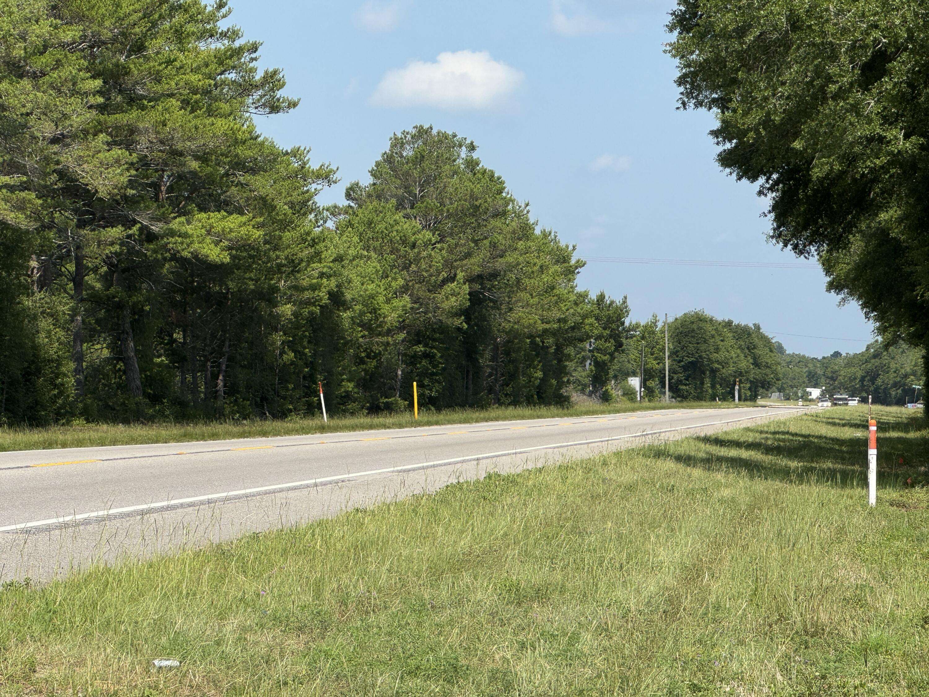 Defuniak Springs, FL 32433,7.4AC W US Hwy 90