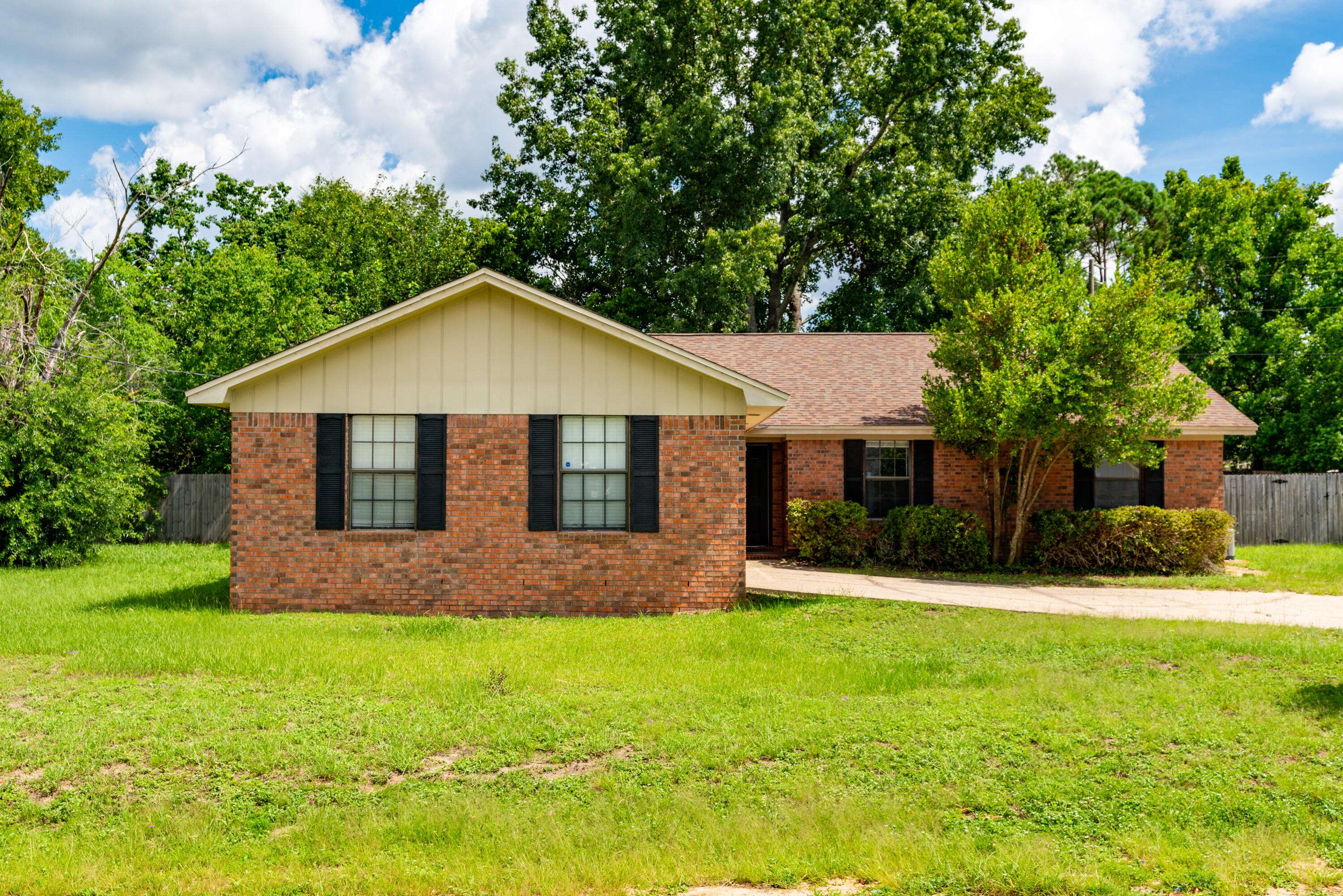 Crestview, FL 32536,500 Krest Drive