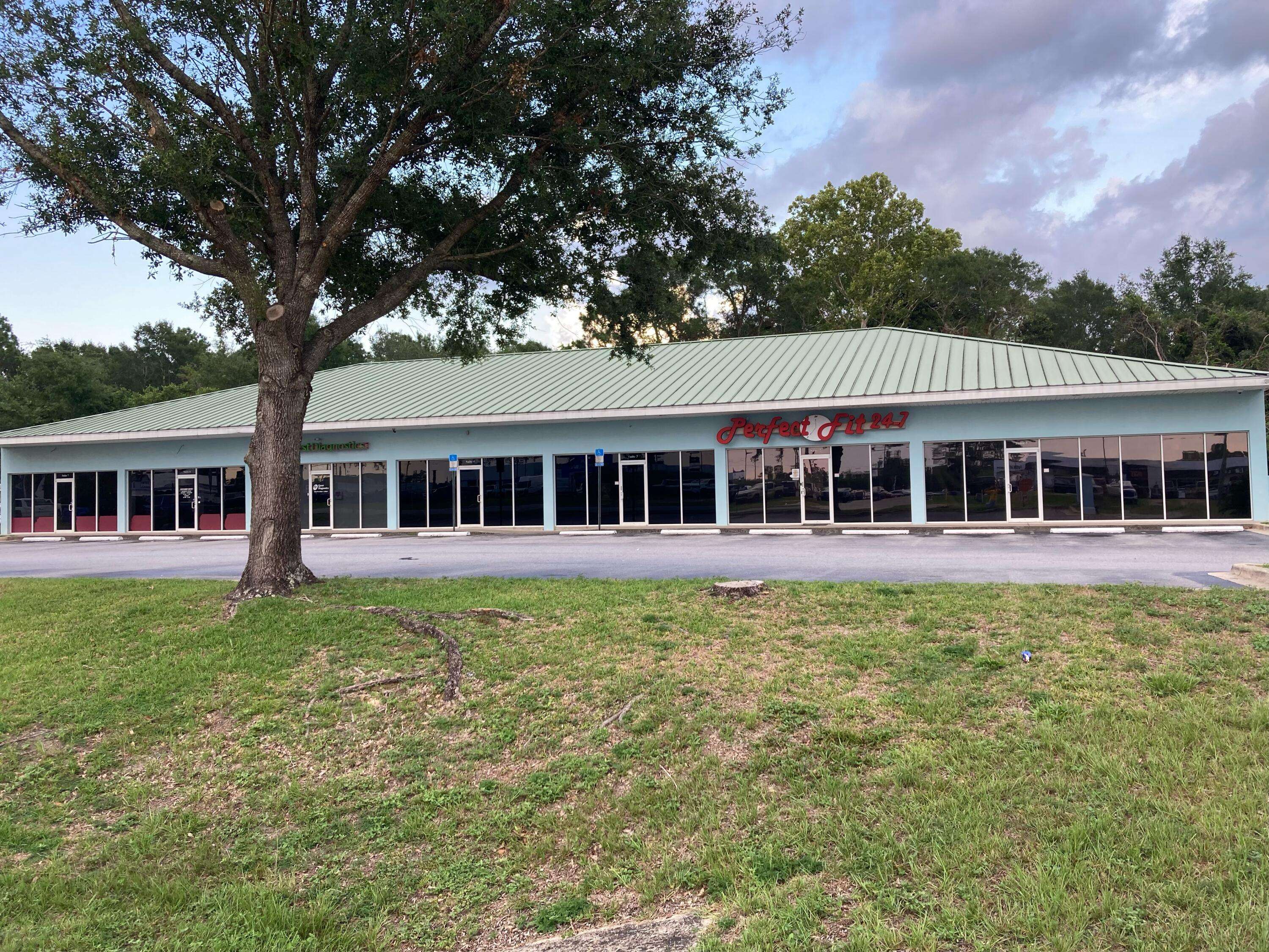 Crestview, FL 32536,4381 S Ferdon Boulevard  #6 & 7