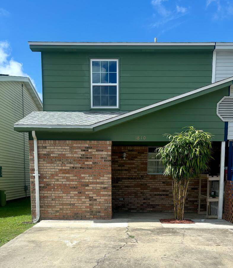 Fort Walton Beach, FL 32547,1810 Whispering Oaks Lane