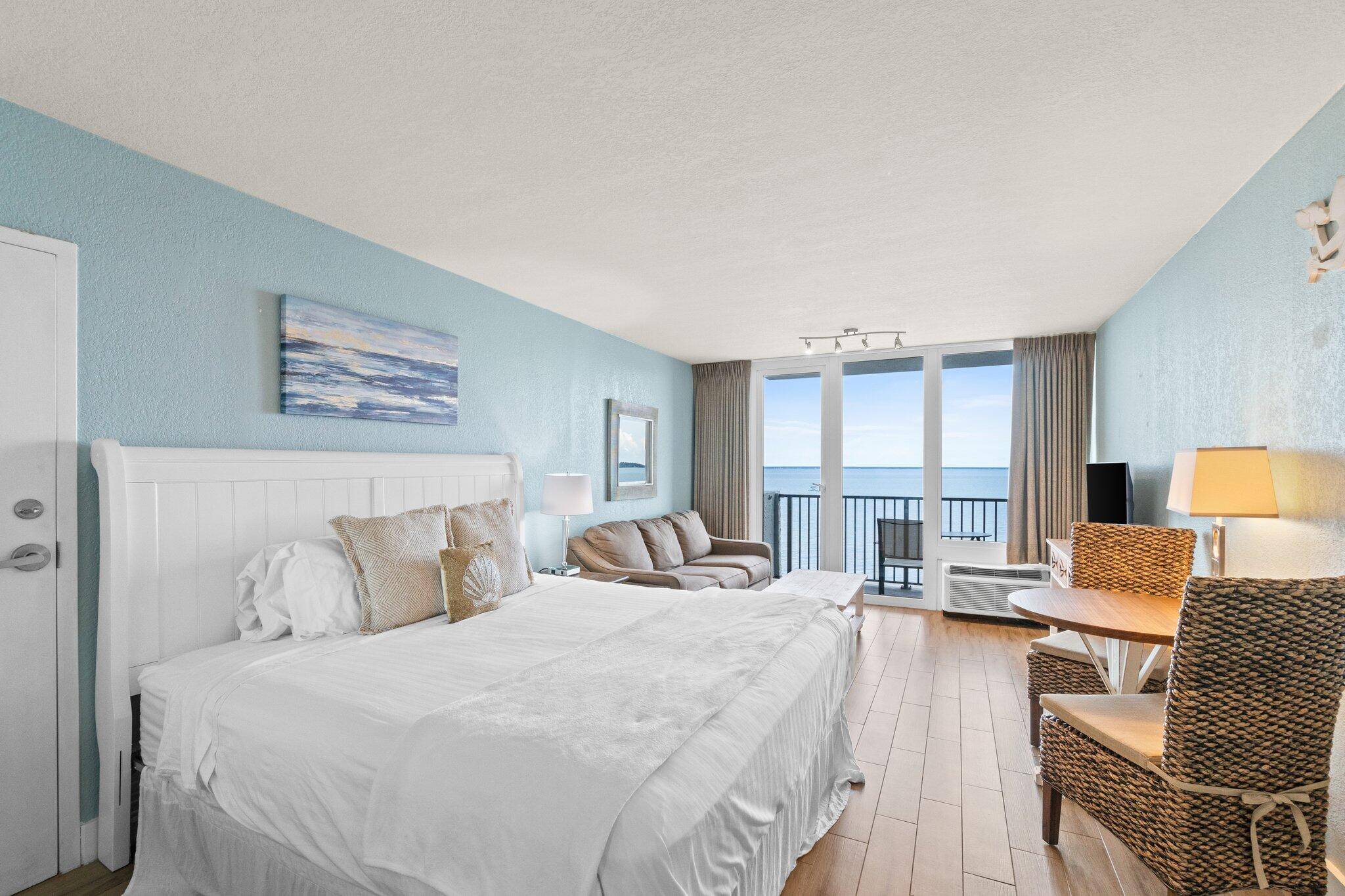 Miramar Beach, FL 32550,200 N Sandestin Boulevard  ## 6672